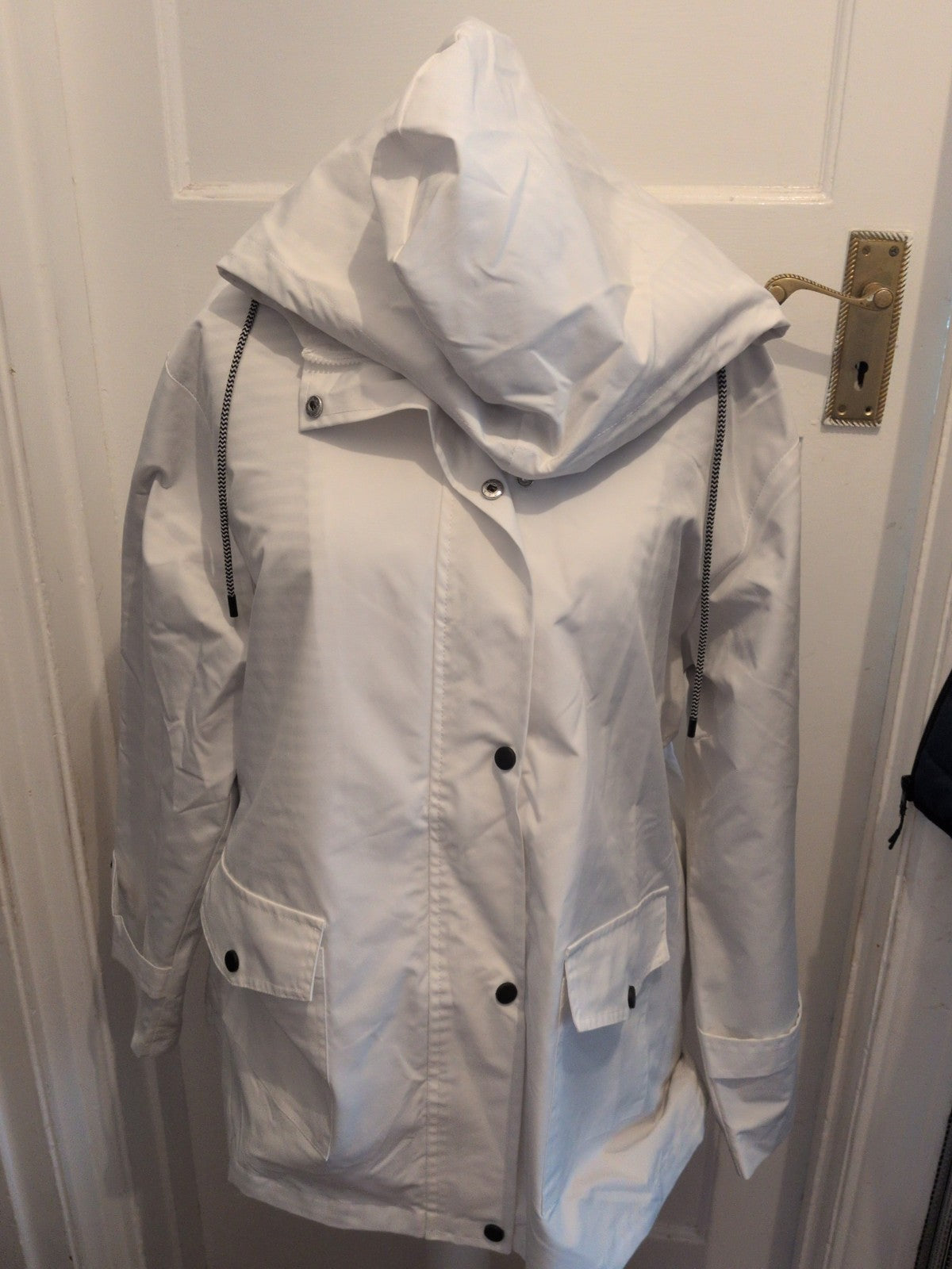 Ladies XL White Rain Coat Hooded Zipped