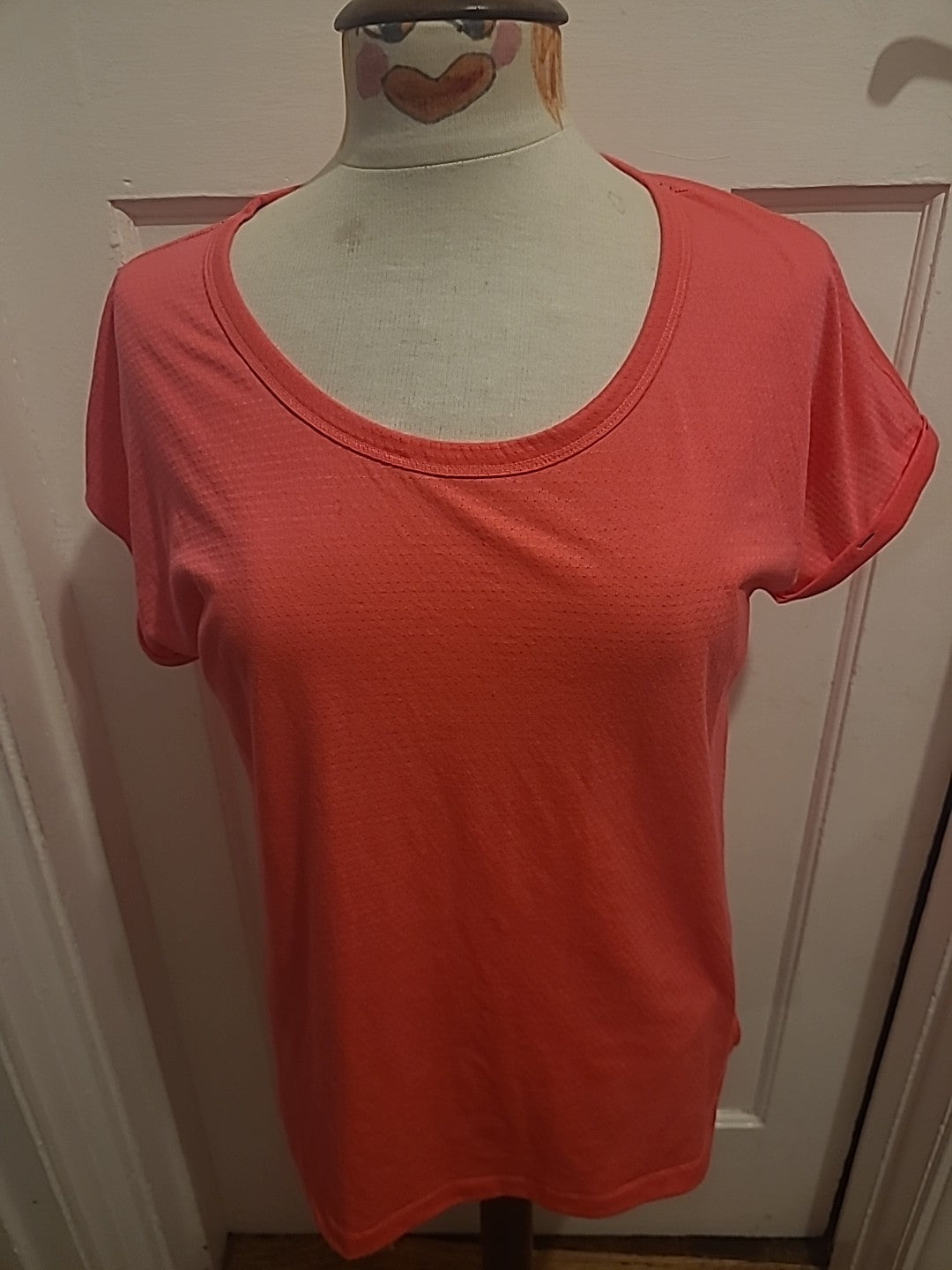Ladies NXsport Size 12 Hot Bright Pink Short Sleeved Tshirt