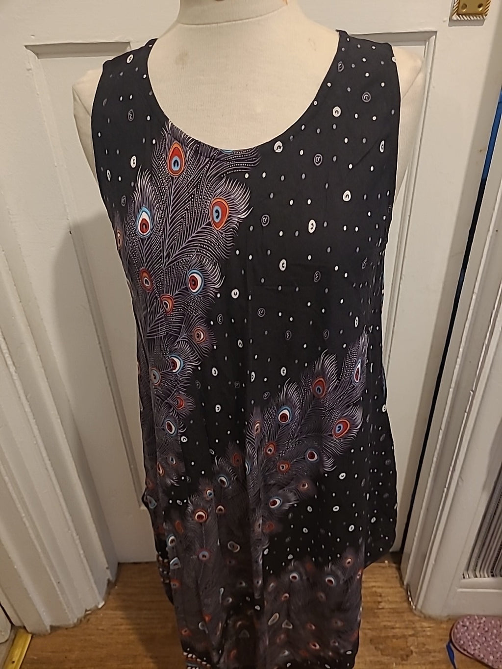Ladies Size Large Peacock Style Long Length Dress Poncho