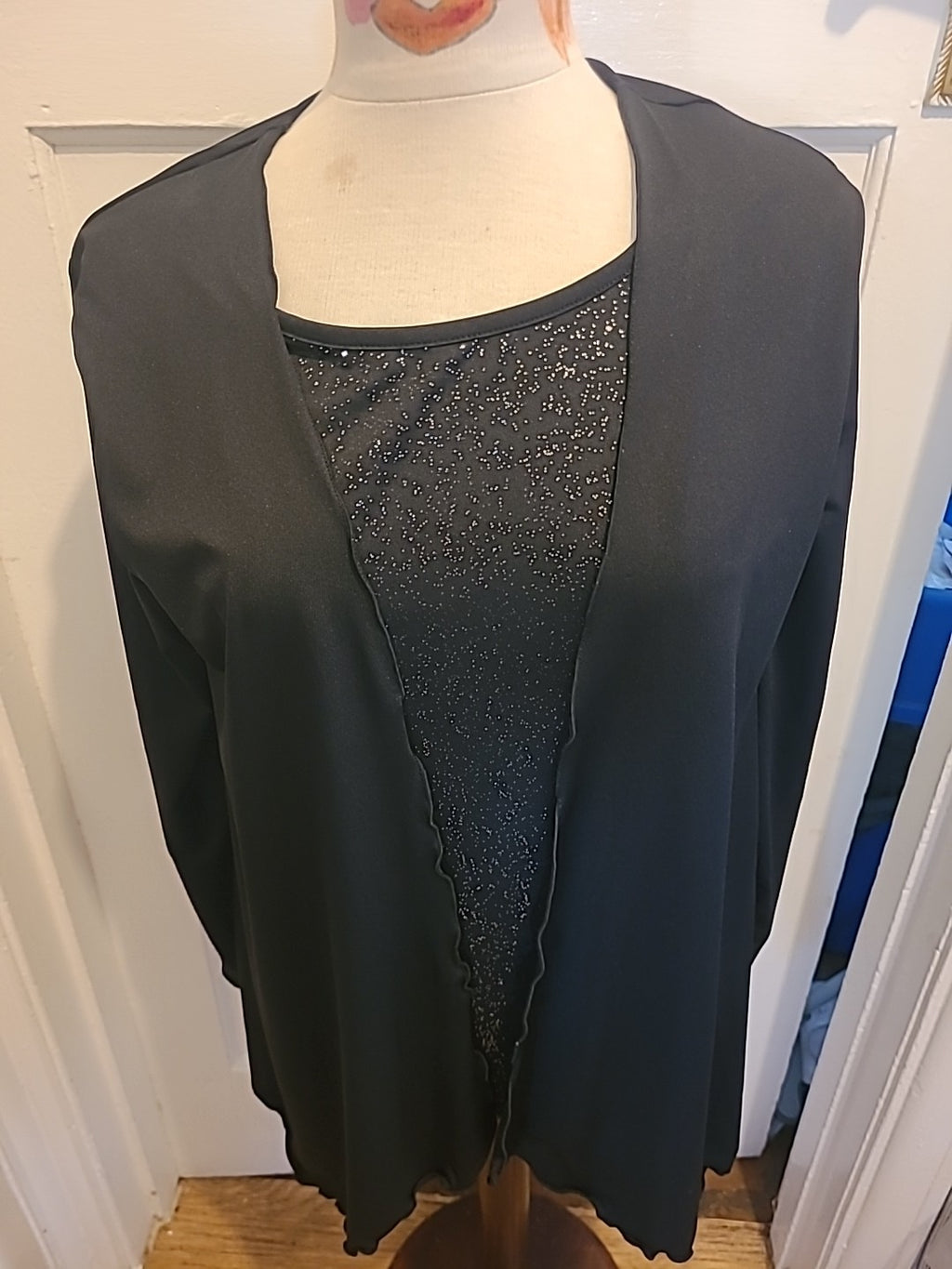 Ladies Gabrielle Vicenga Size 10/12 Black Sparkle Blouse Long Sleeved