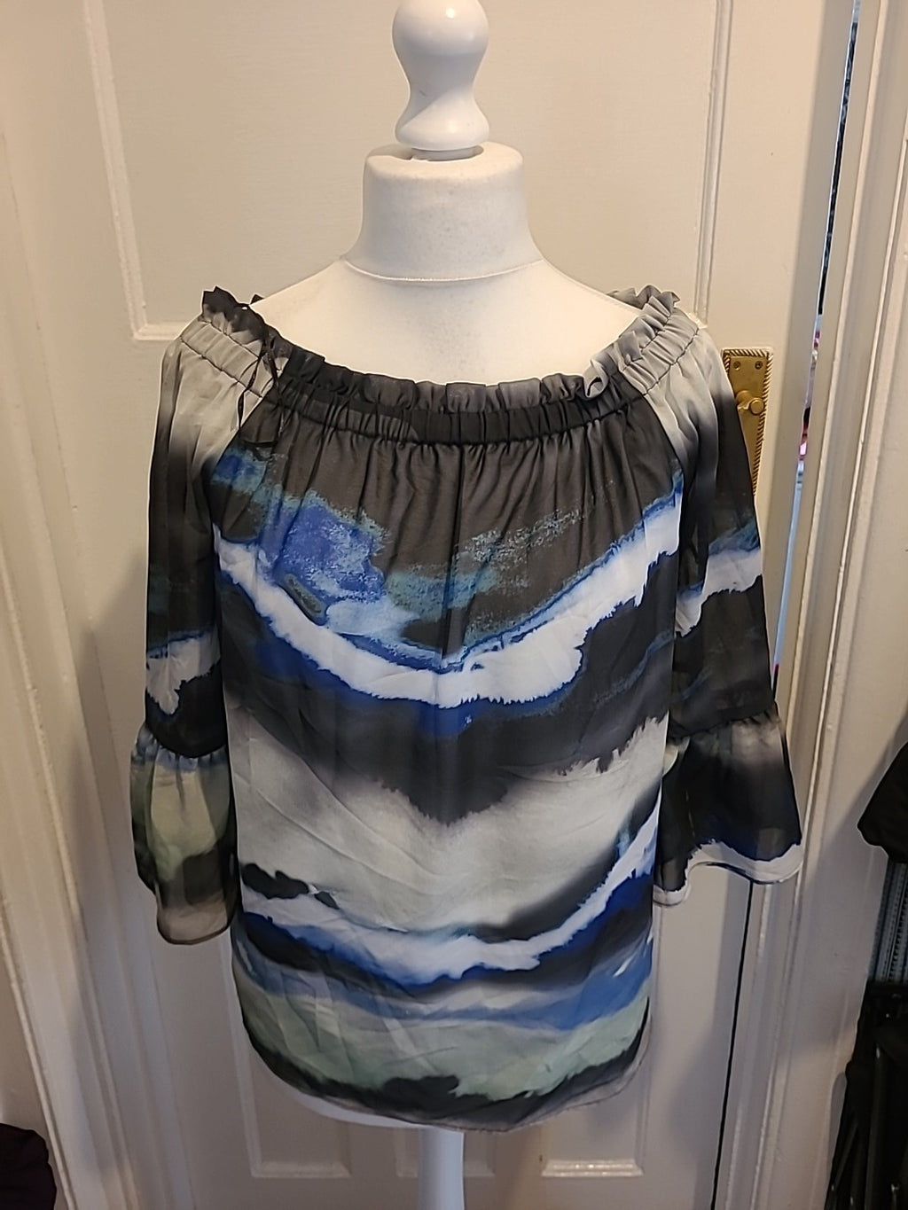Ladies Joanna Hope Size 16 Multicolor Long Sleeve Blouse