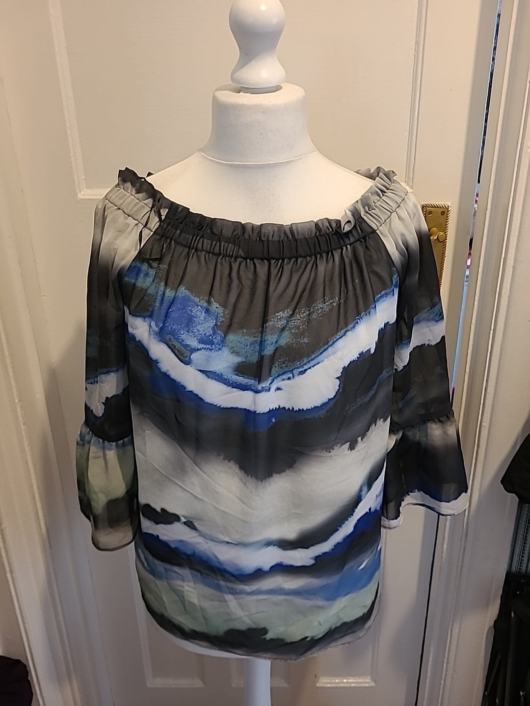 Ladies Joanna Hope Size 16 Multicolor Long Sleeve Blouse