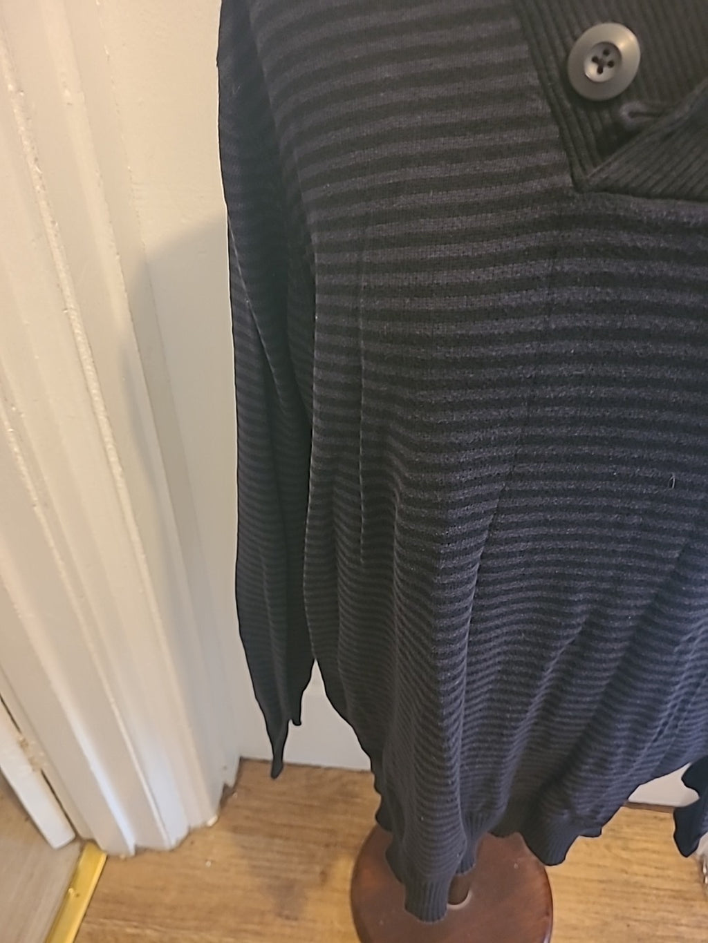 Mens Tu Size Large Navy Black Striped Long Sleeved Pullover Jumper