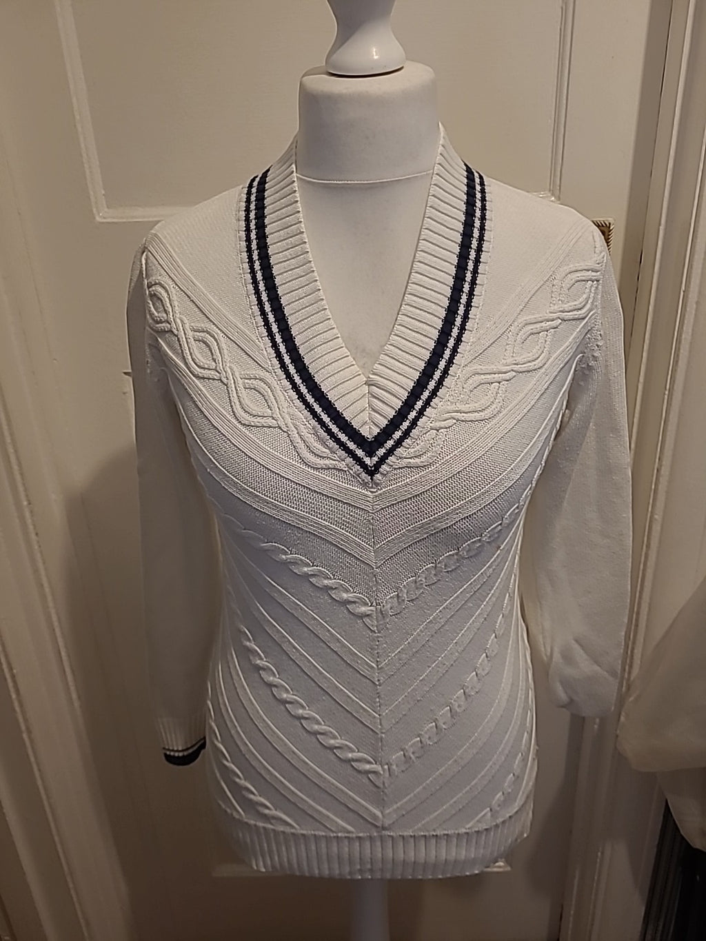 Ladies Lloyd Size Medium White Jumper( Small Mark On Front)