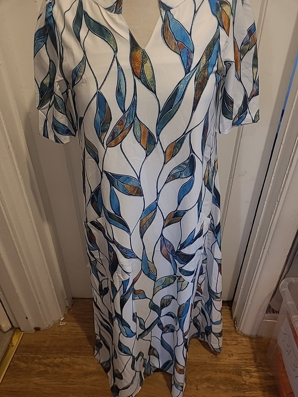 Ladies Size Small Multicoloured Leaf Detailed Long Length Dress