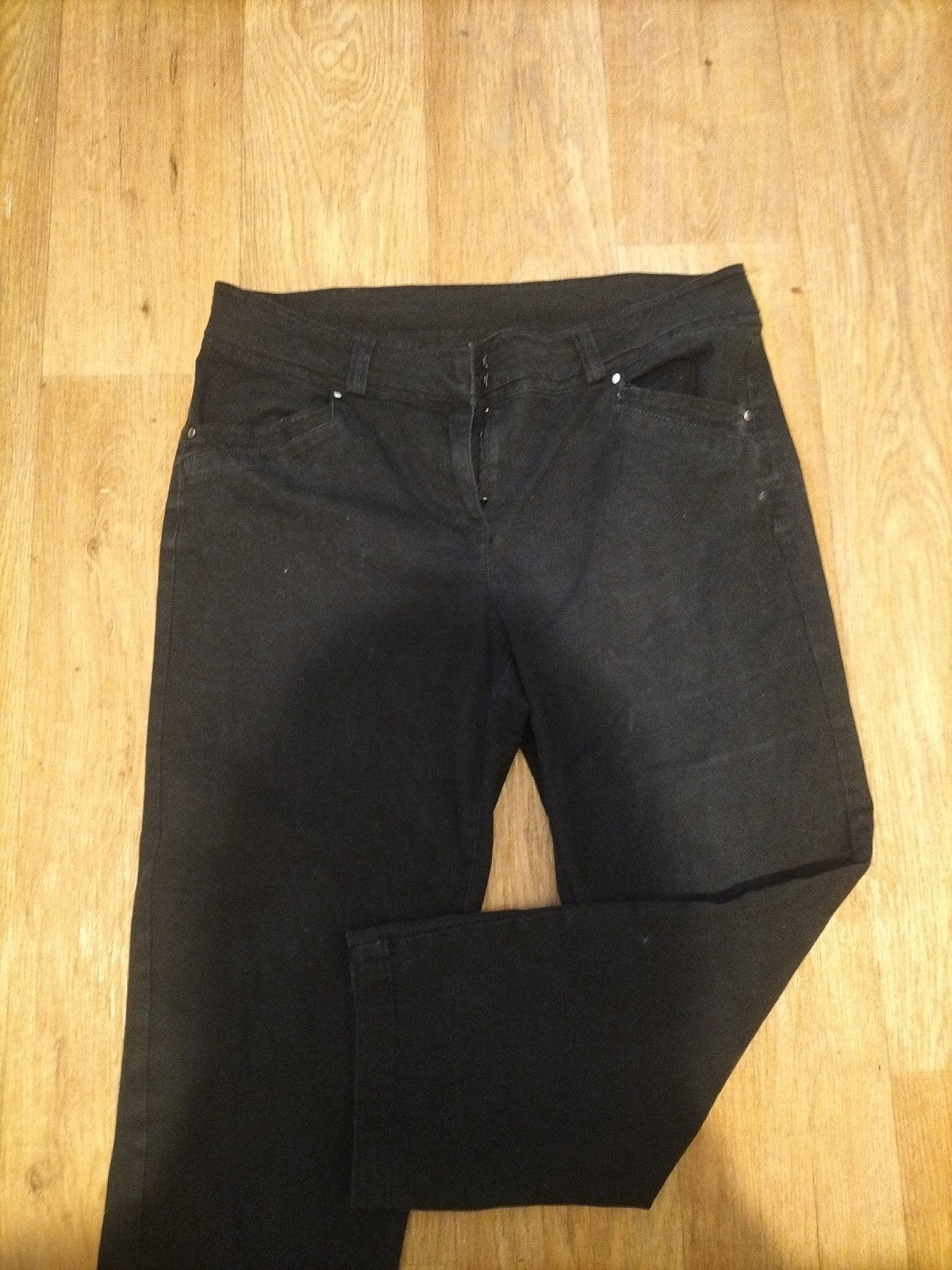 Ladies Wallis Size 12 Black Cropped Jeans