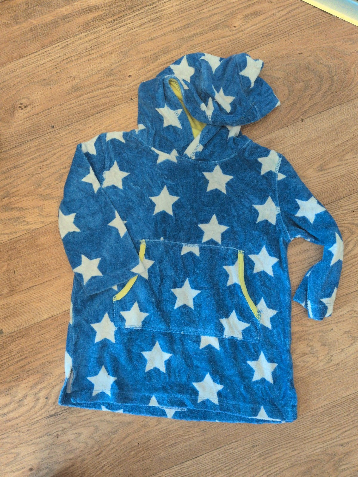 Mini Club 1-3 Years Blue Star Wearable Towel