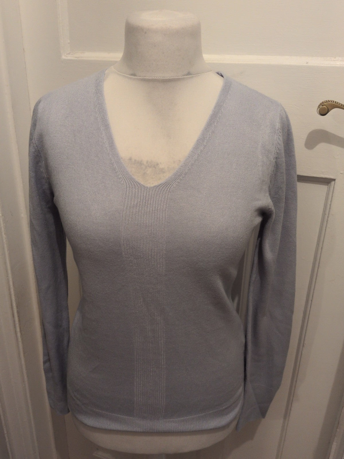 Primark 10-12 Blue Long Sleeve Soft Touch V Neck Jumper