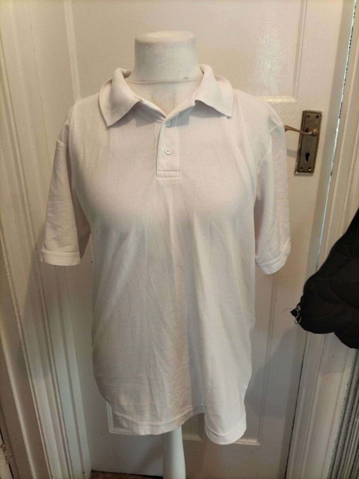 Mens Woodbank Size Medium White Short Sleeved Polo