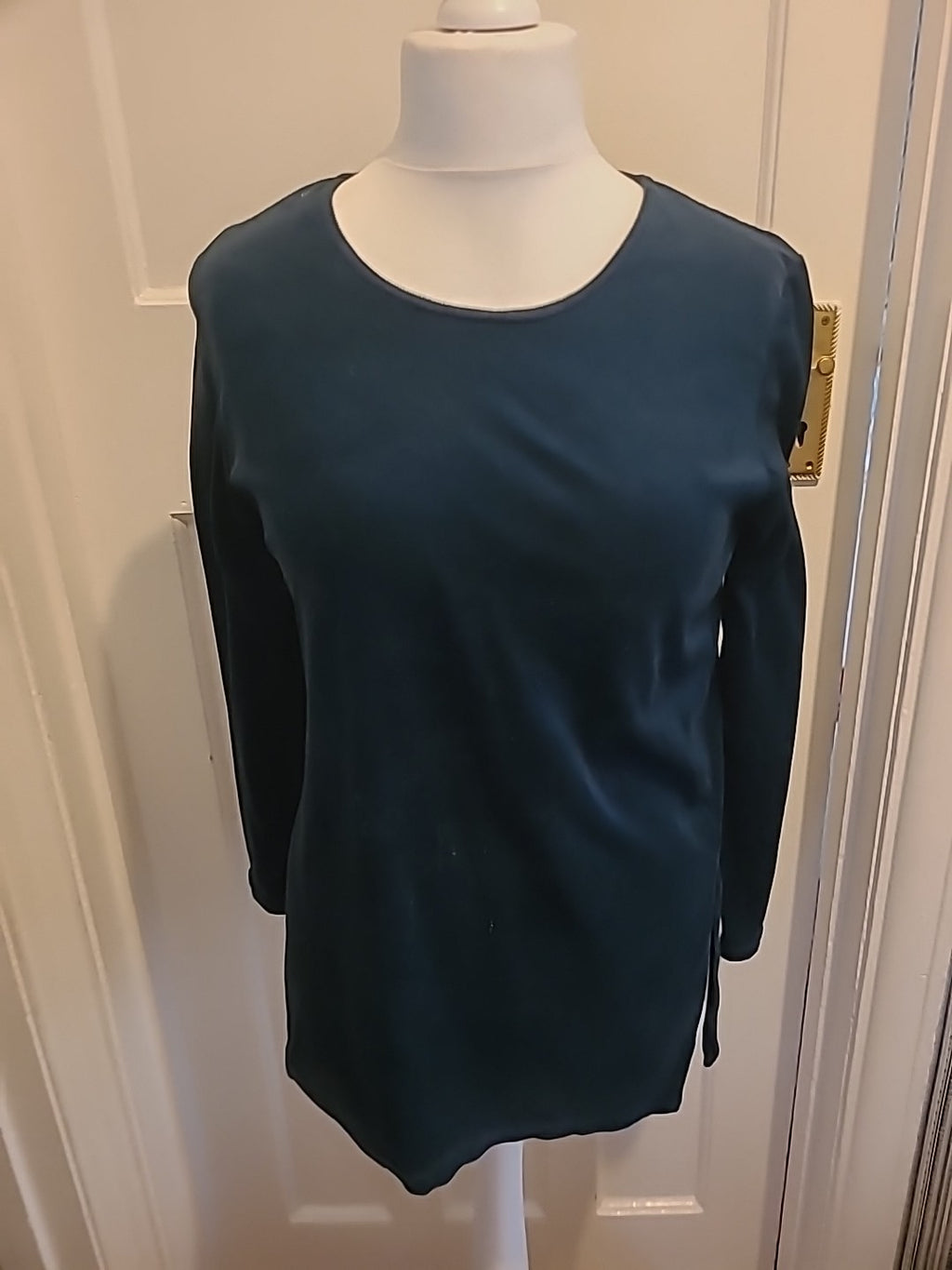 Ladies Bonmarche Size Medium Green Velvet Style Long Sleeved Blouse
