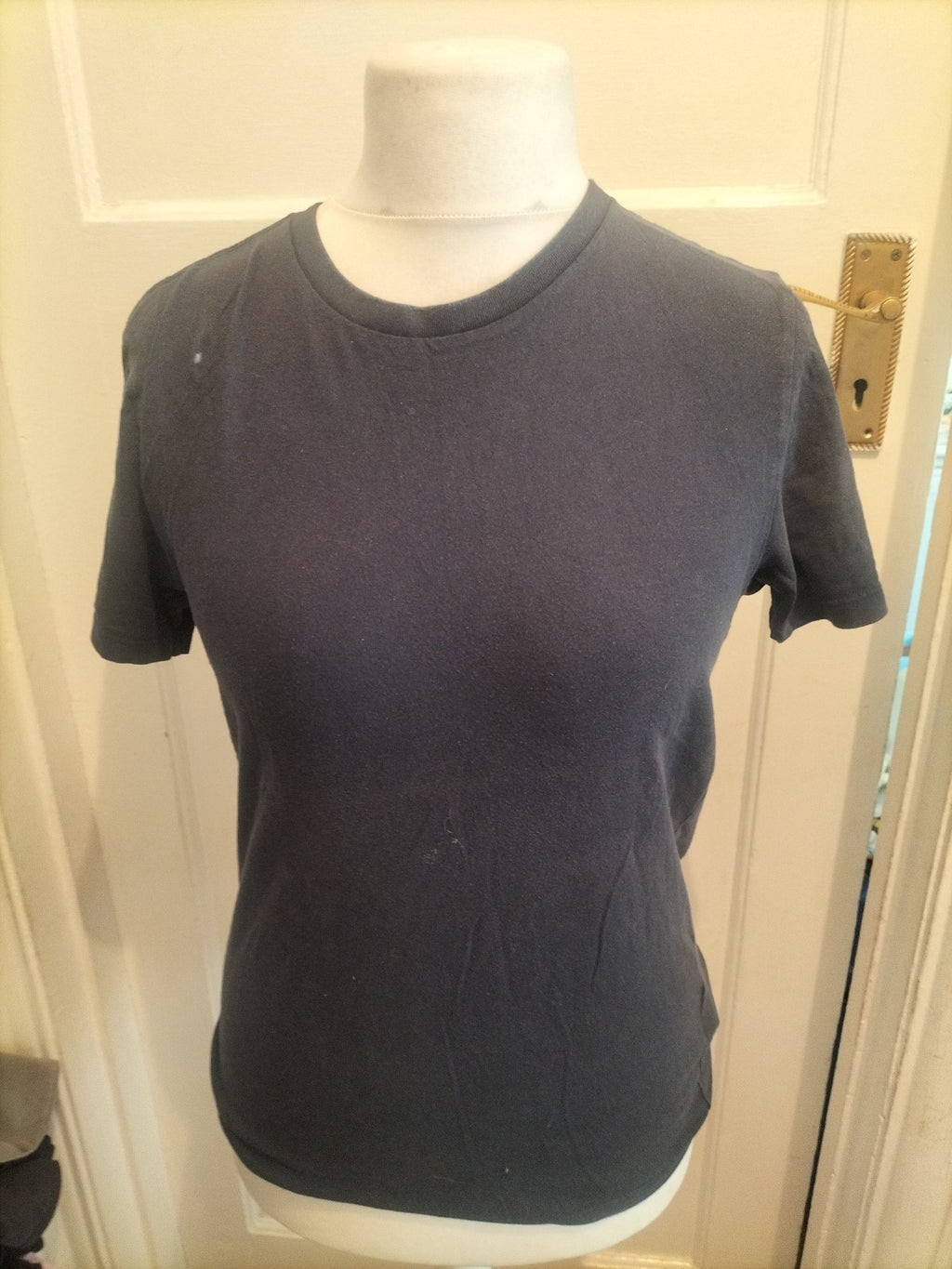 Mens Gap Size XS Navy Short Sleeved T-shirt Fading