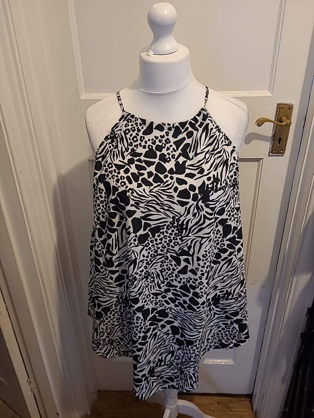 Ladies Pep&Co Size 16 Zebra Print Style Asymmetric Blouse Sleeveless