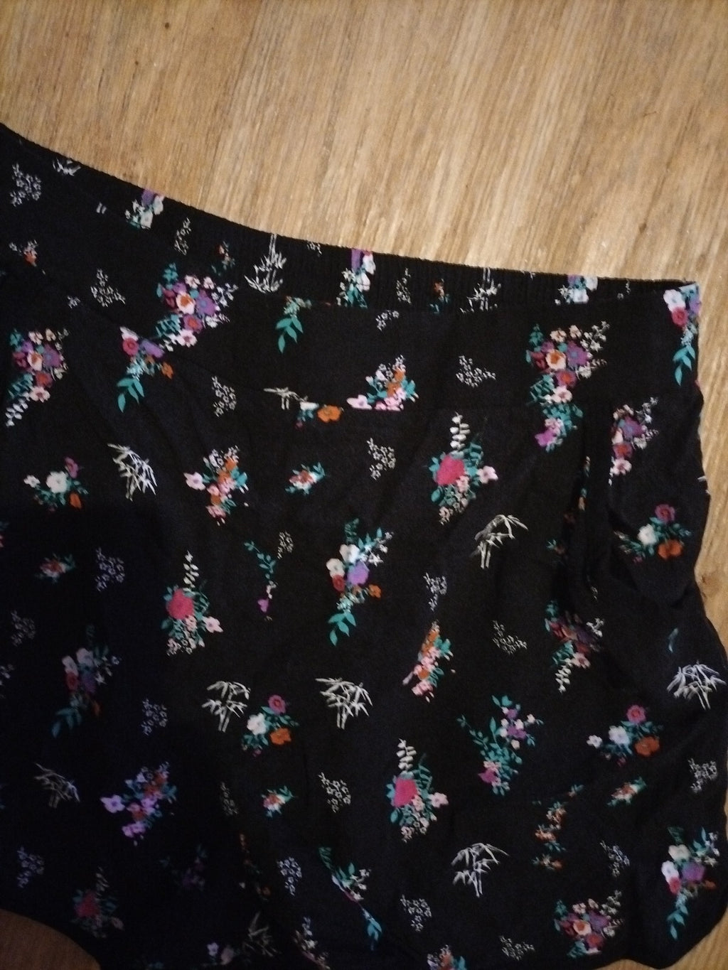 Girls New Look Age 12 Black Floral Shorts
