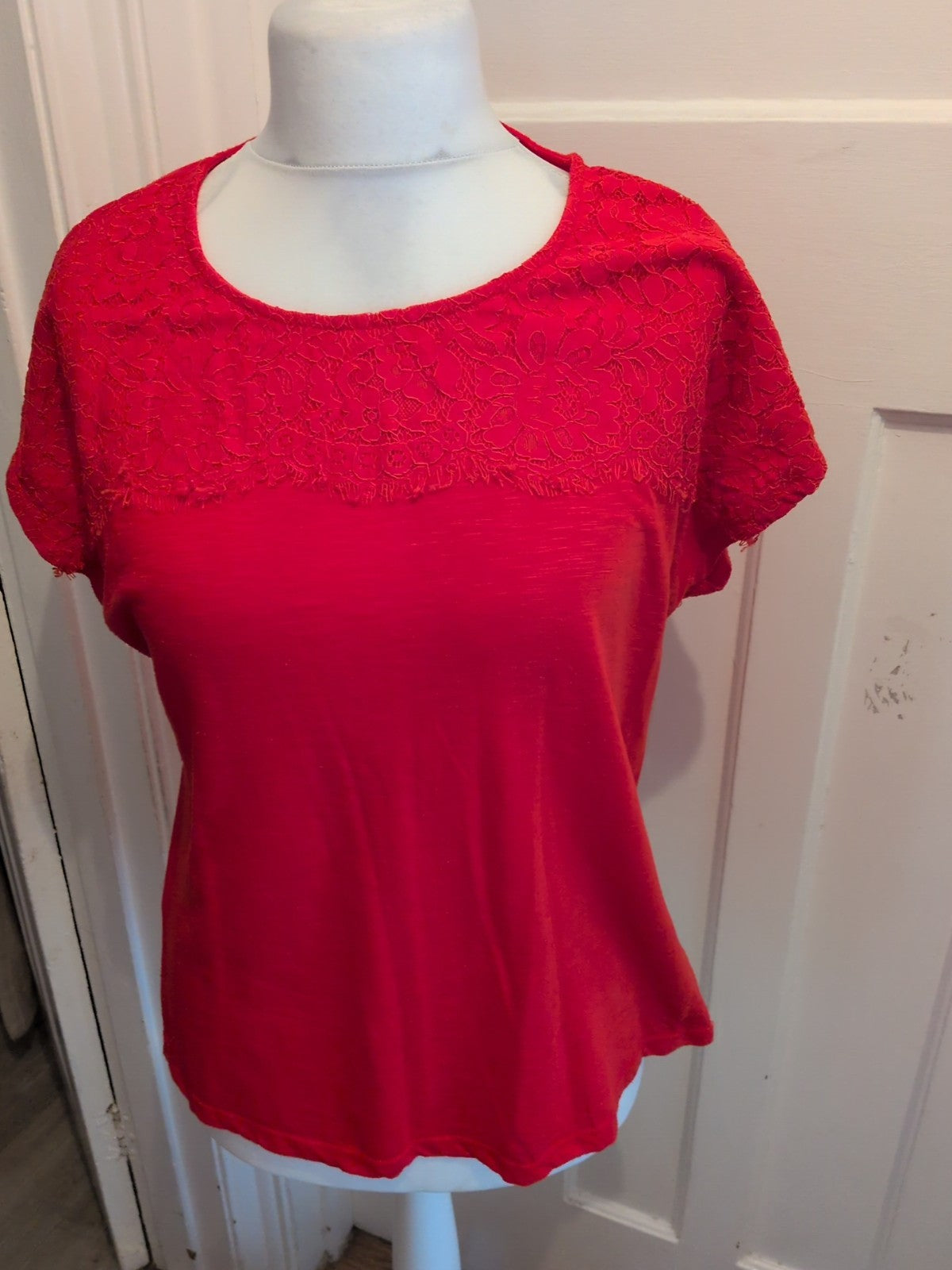 Love Tees 16 Red Floral Short Sleeve Lace T-shirt
