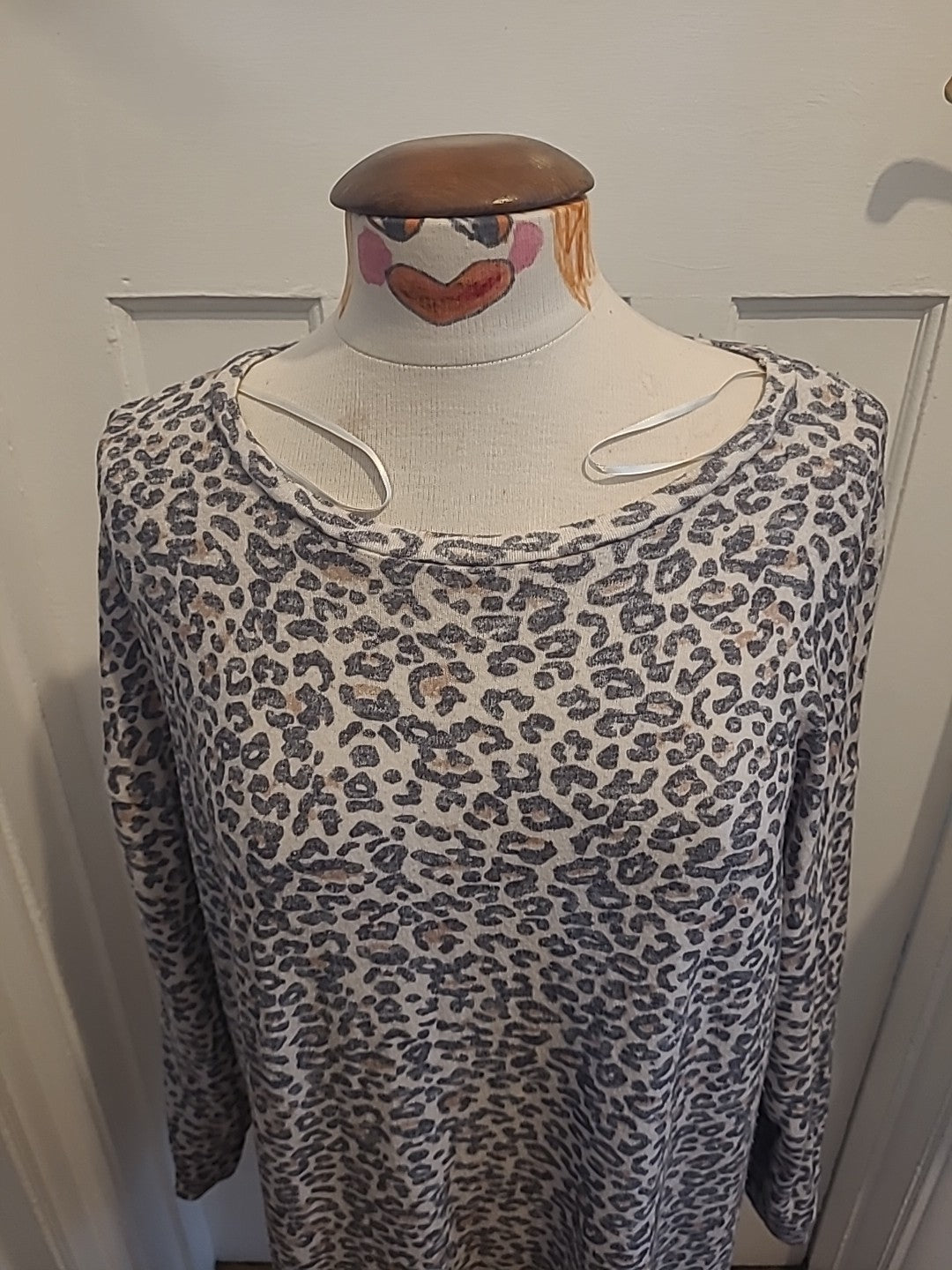 Ladies Peacocks Size 14 Animal Print Style Long Sleeved Dress