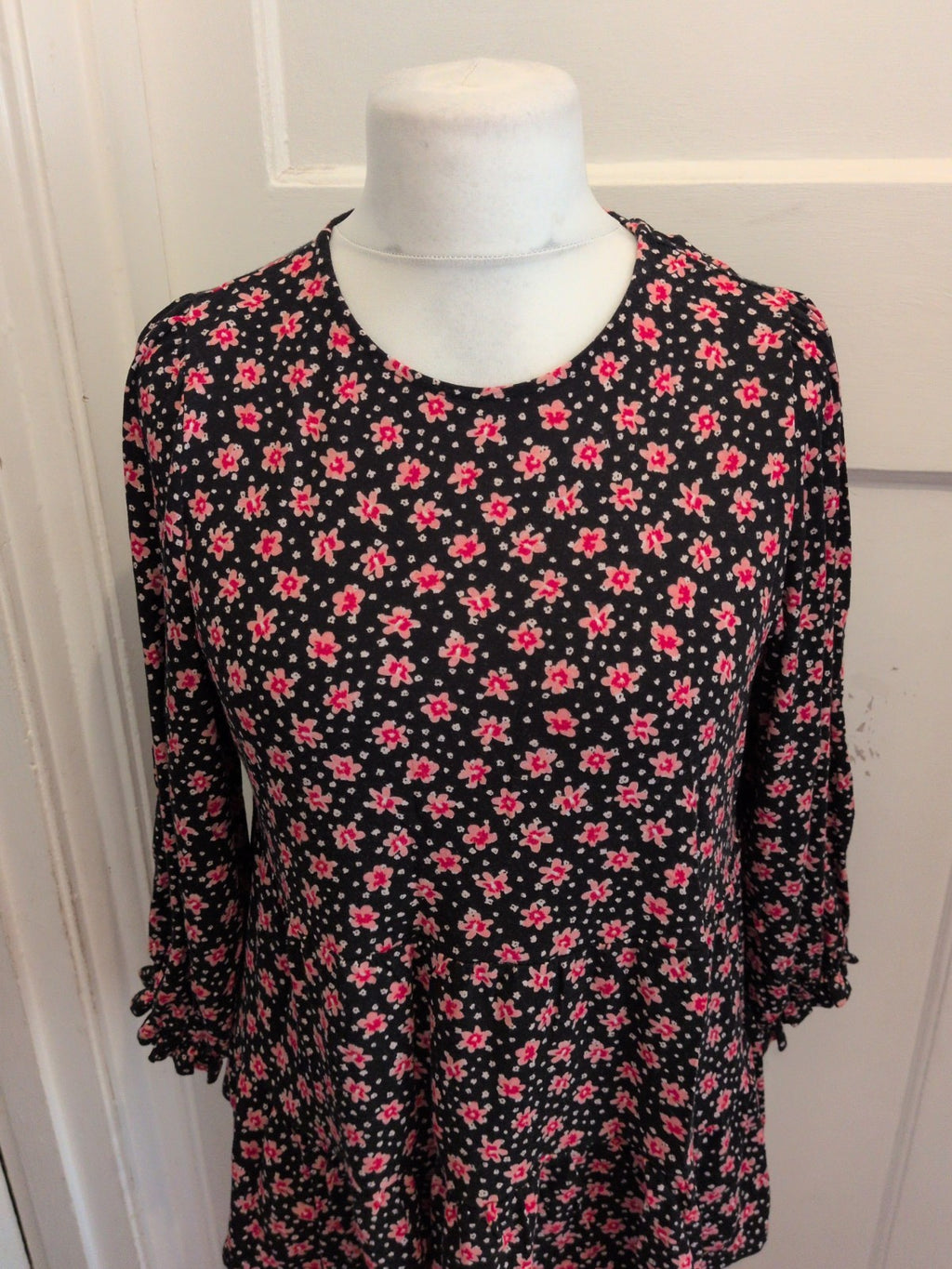 New Look 14 Black With Pink And Red Flowers Long Sleeve Blouse