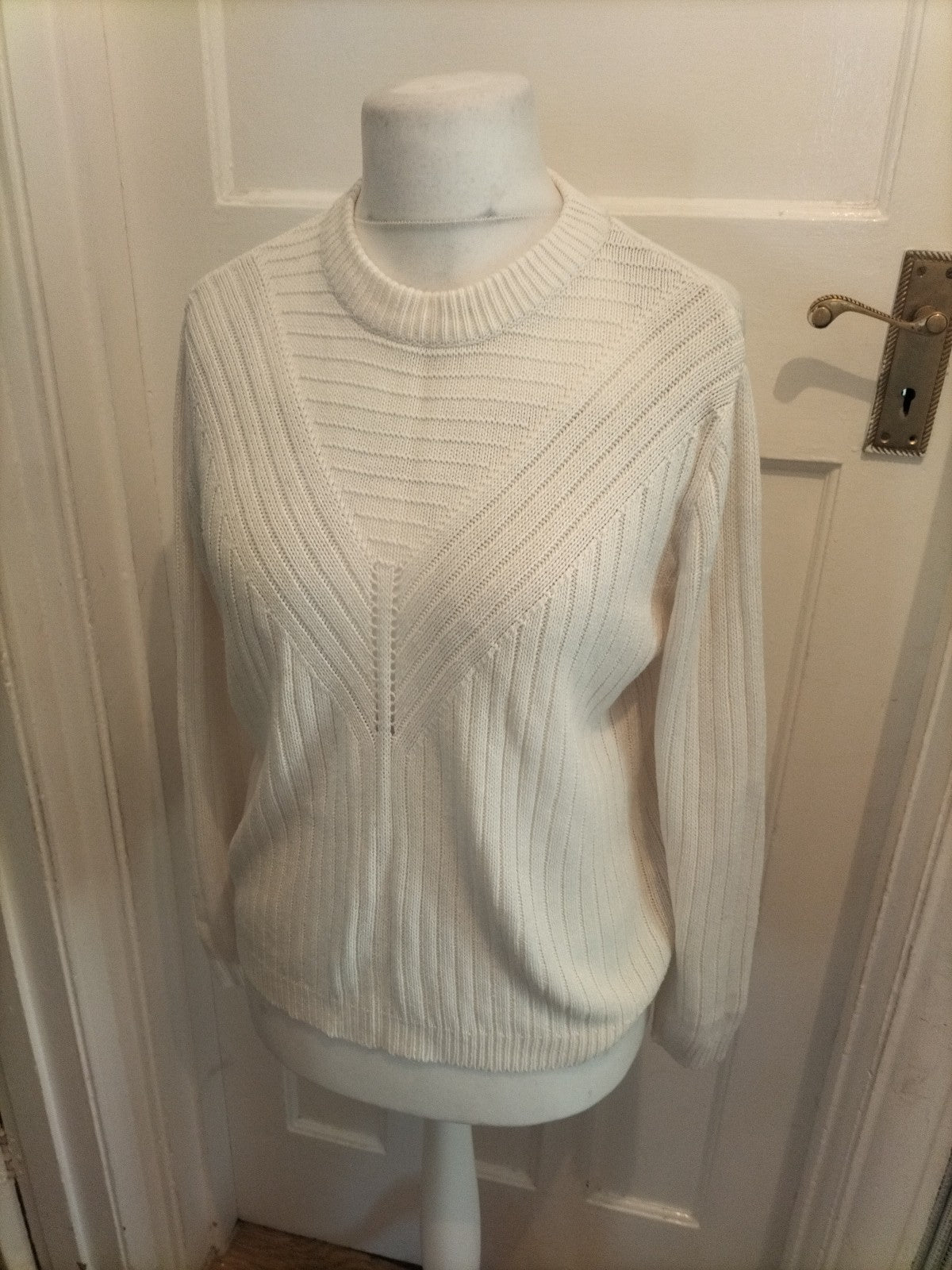 Ladies B.Young Size Medium White Knit Jumper