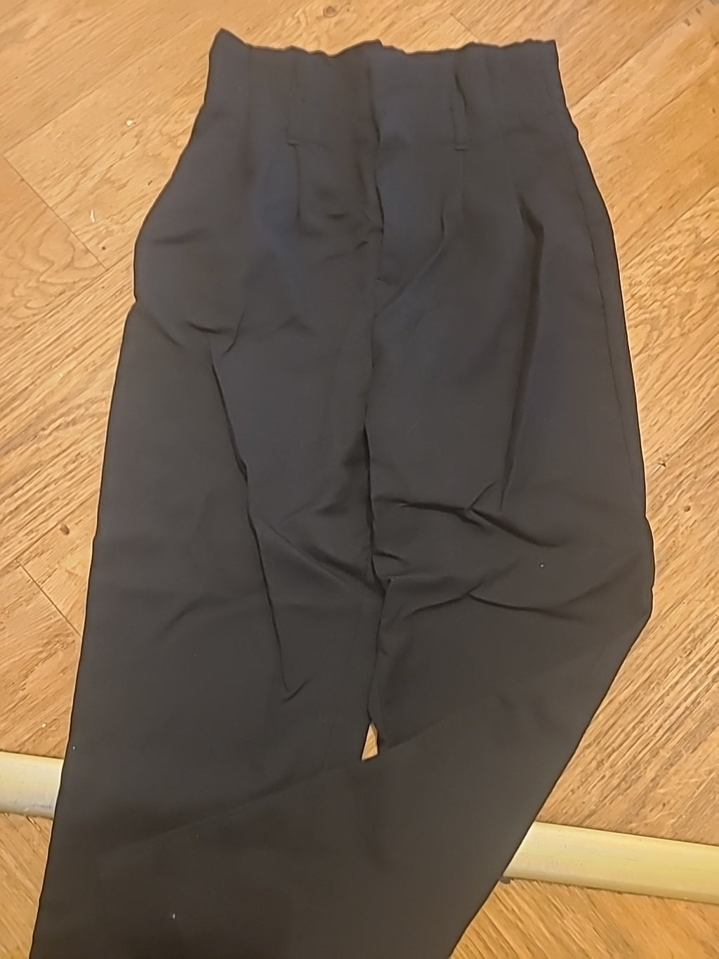 Ladies H&M Size 6 Black Trousers