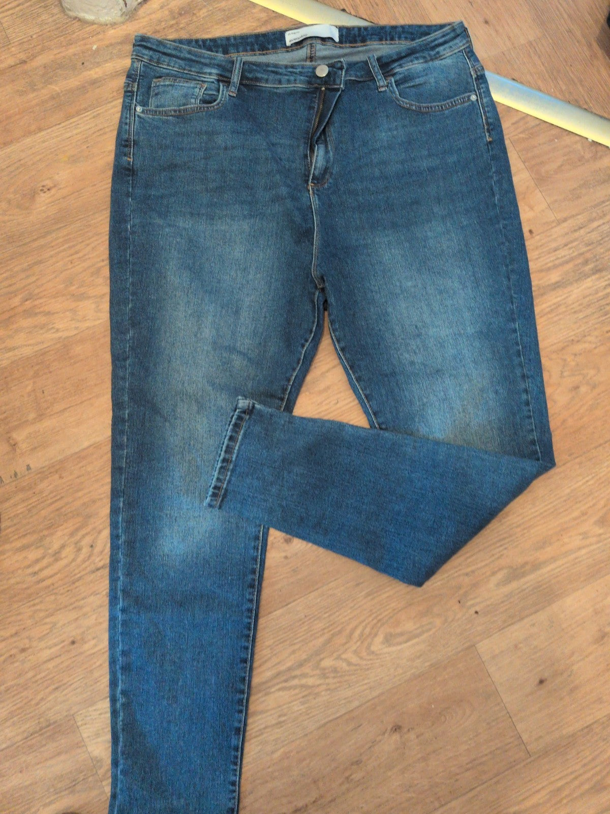 Everyday 20R Denim Straight Jeans