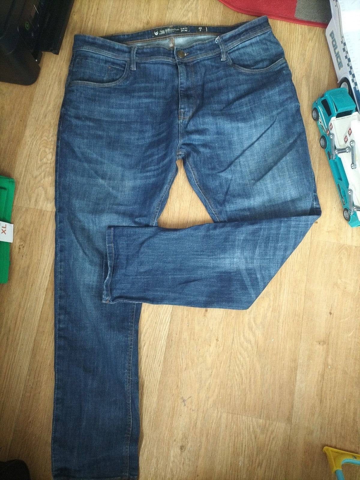 Mens Duck And Cover Size 40s Slim Fit Jeans