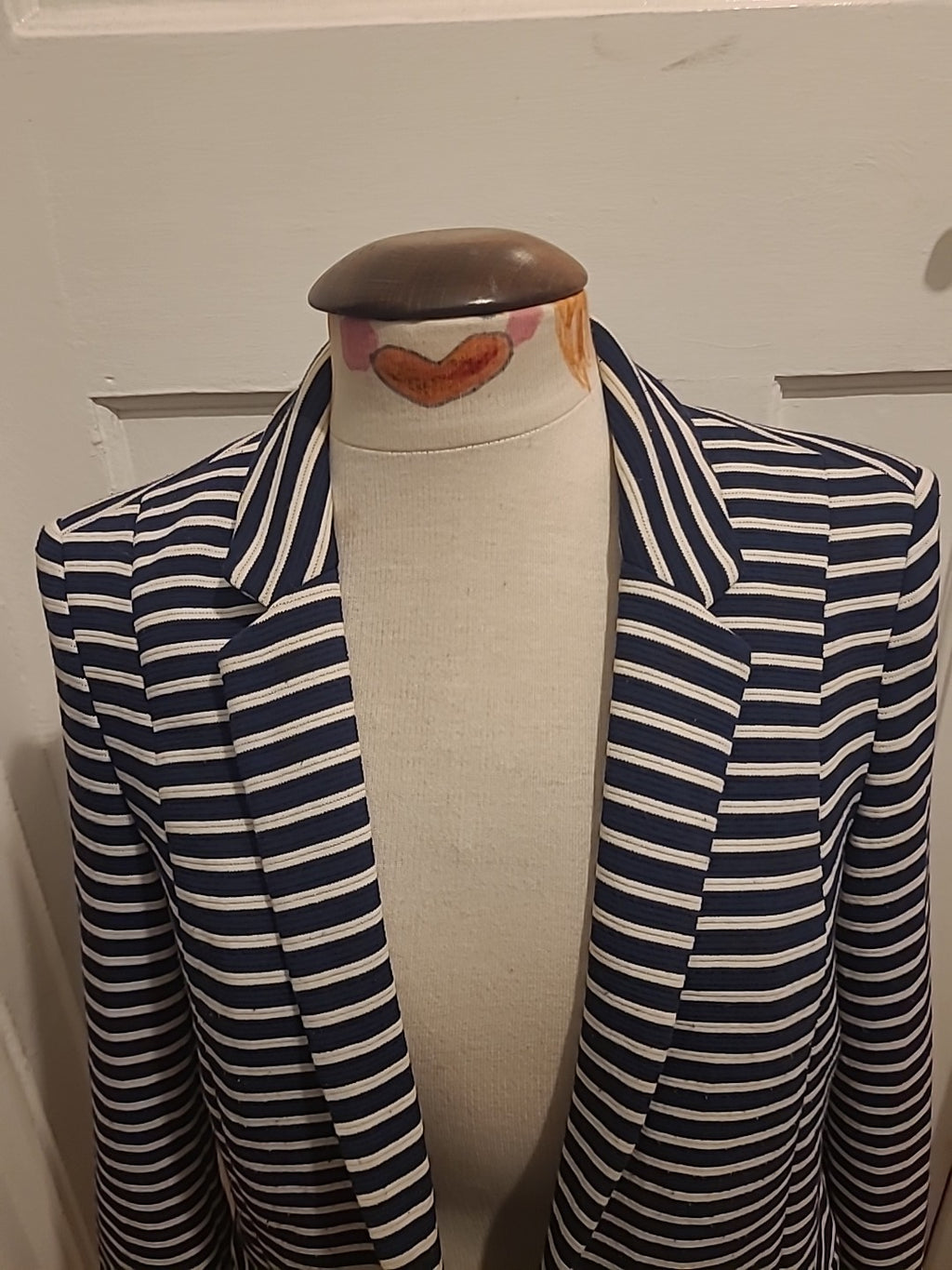 Ladies Oasis Size 10 Navy/White Striped Long Sleeved Lined Blazer