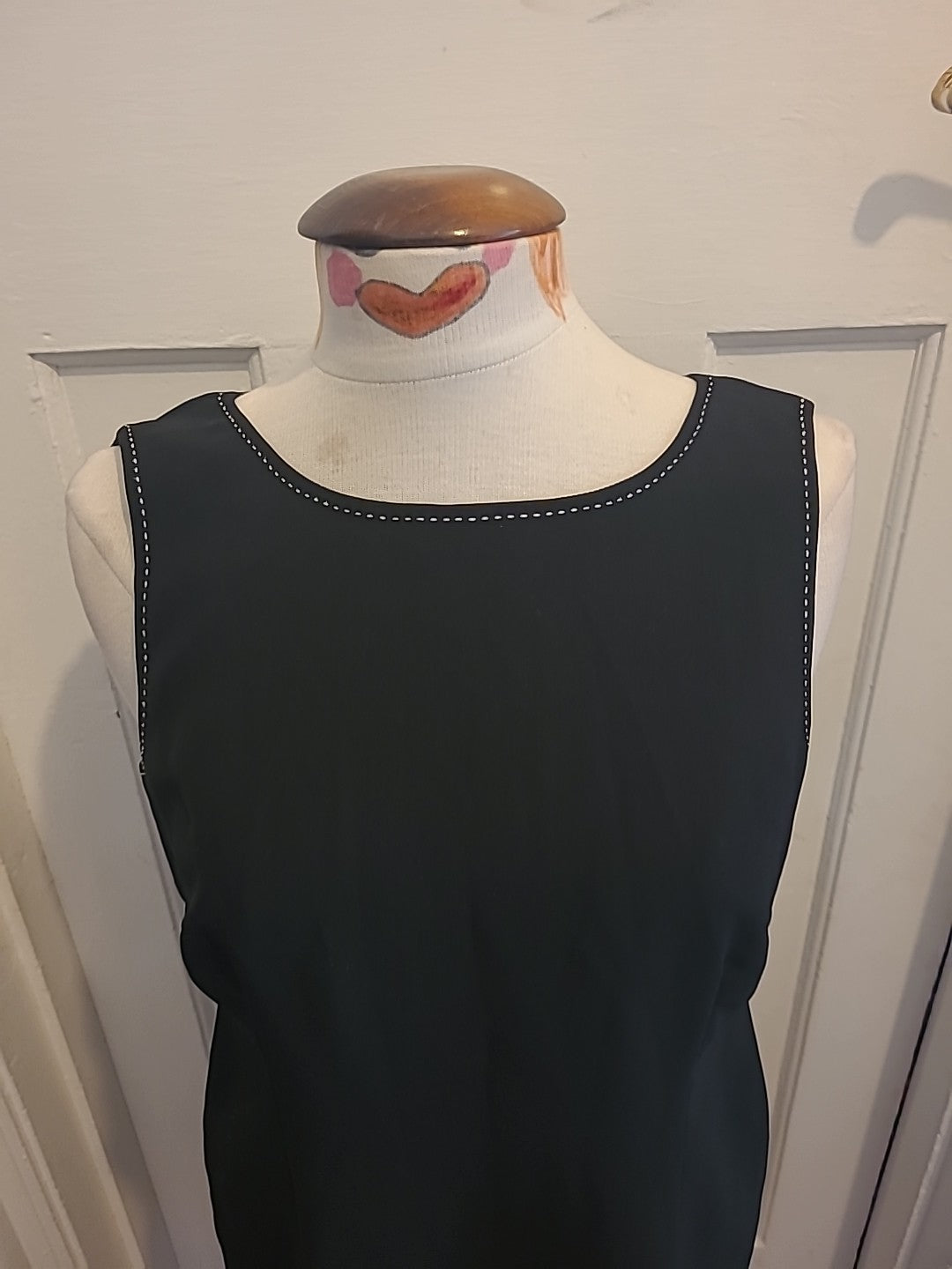 Ladies Precis Petite Size 12 Blaxk With White Trim Lined Sleeveless Dress