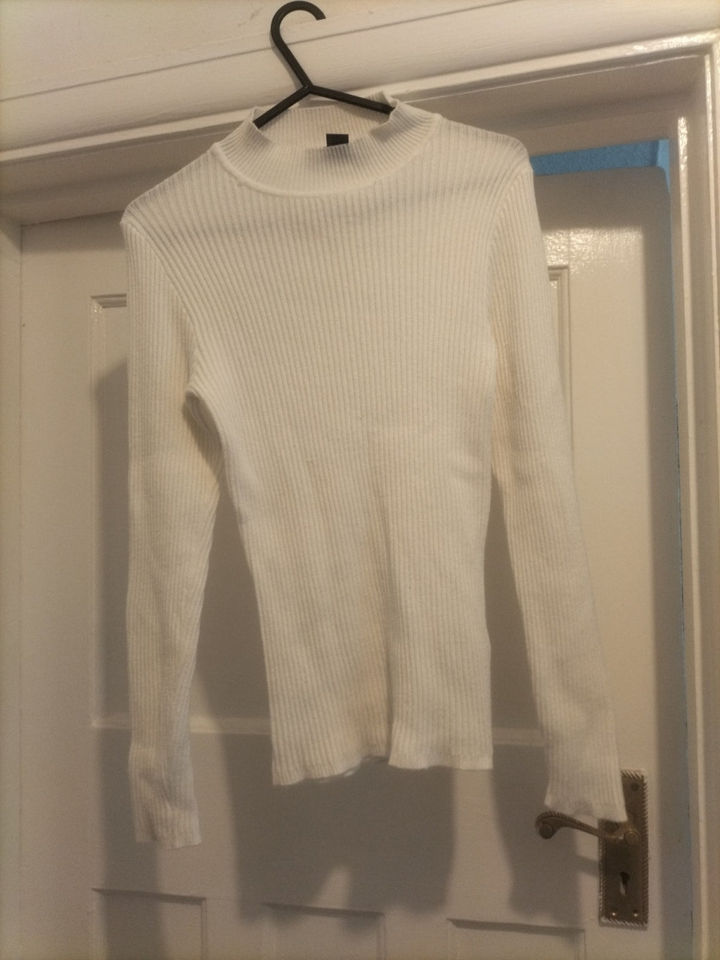 Primark Size Medium White Round Neck Long Sleeve Top