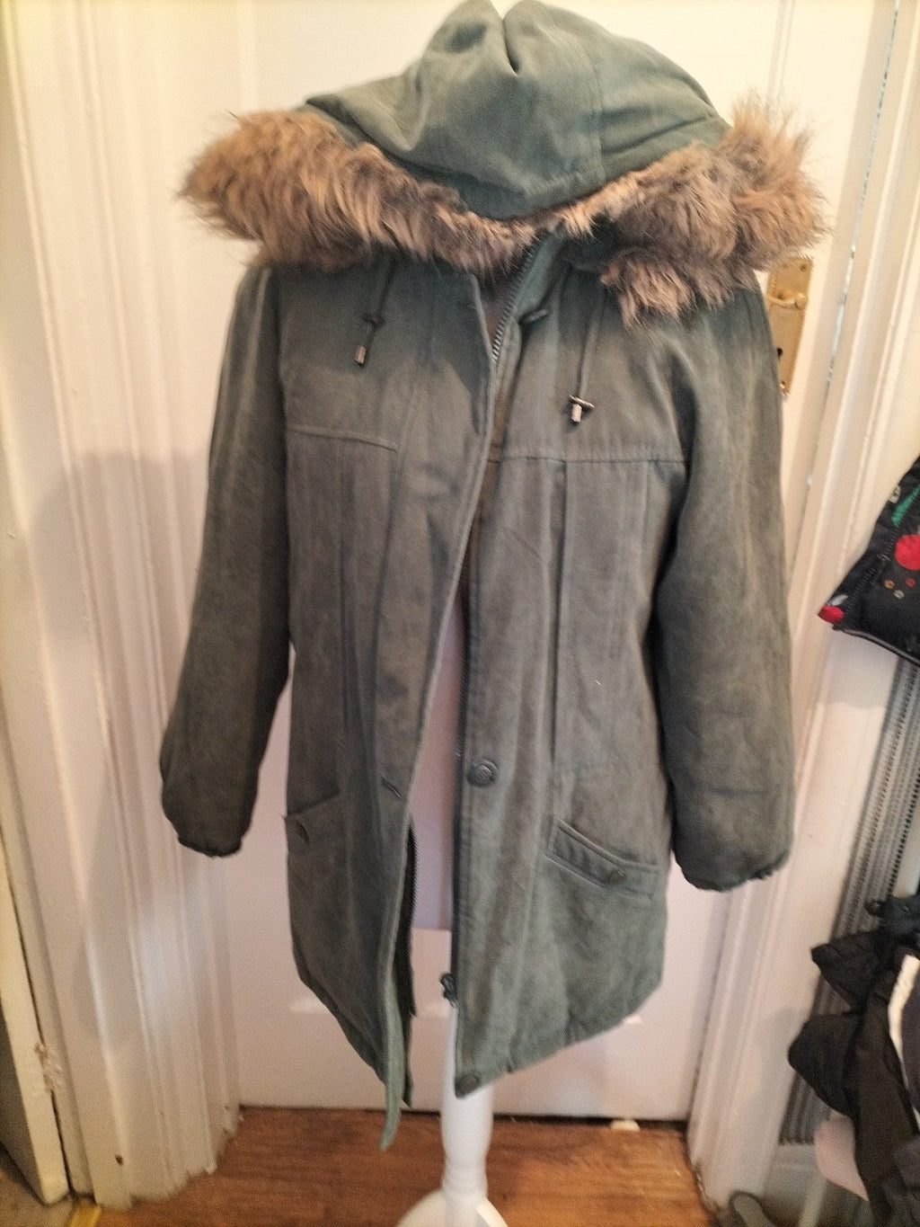 Ladies Berkertex Size 10-12 Green Faux Fur Hooded Coat