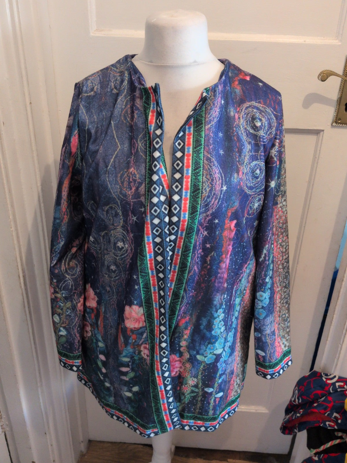 Ladies Large Multi Floral Long Sleeve Open Blouse