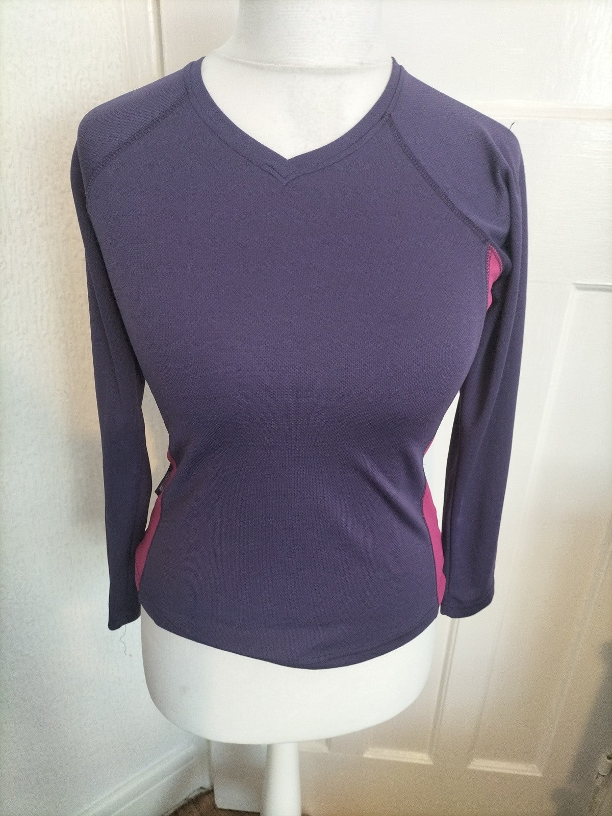 Ladies Mountain Warehouse Size 10 Purple And Pink Long Sleeved Tshirt