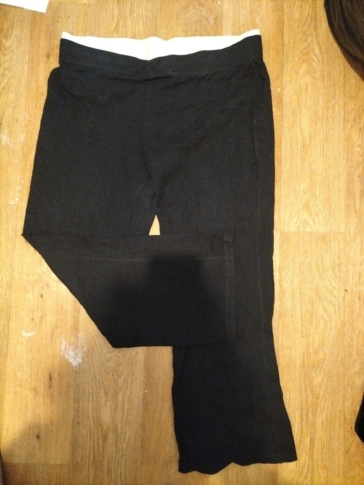 Ladies Tu Size 16R Black With White Leggings