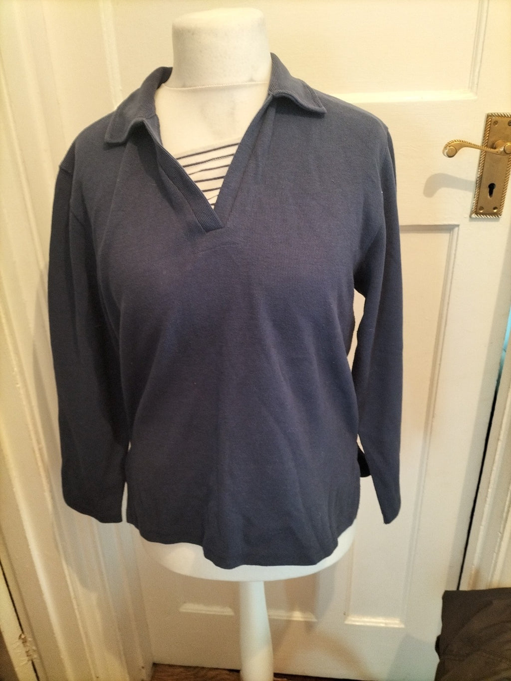 Ladies Papaya Size 12 Navy Collared Long Sleeved Jumper