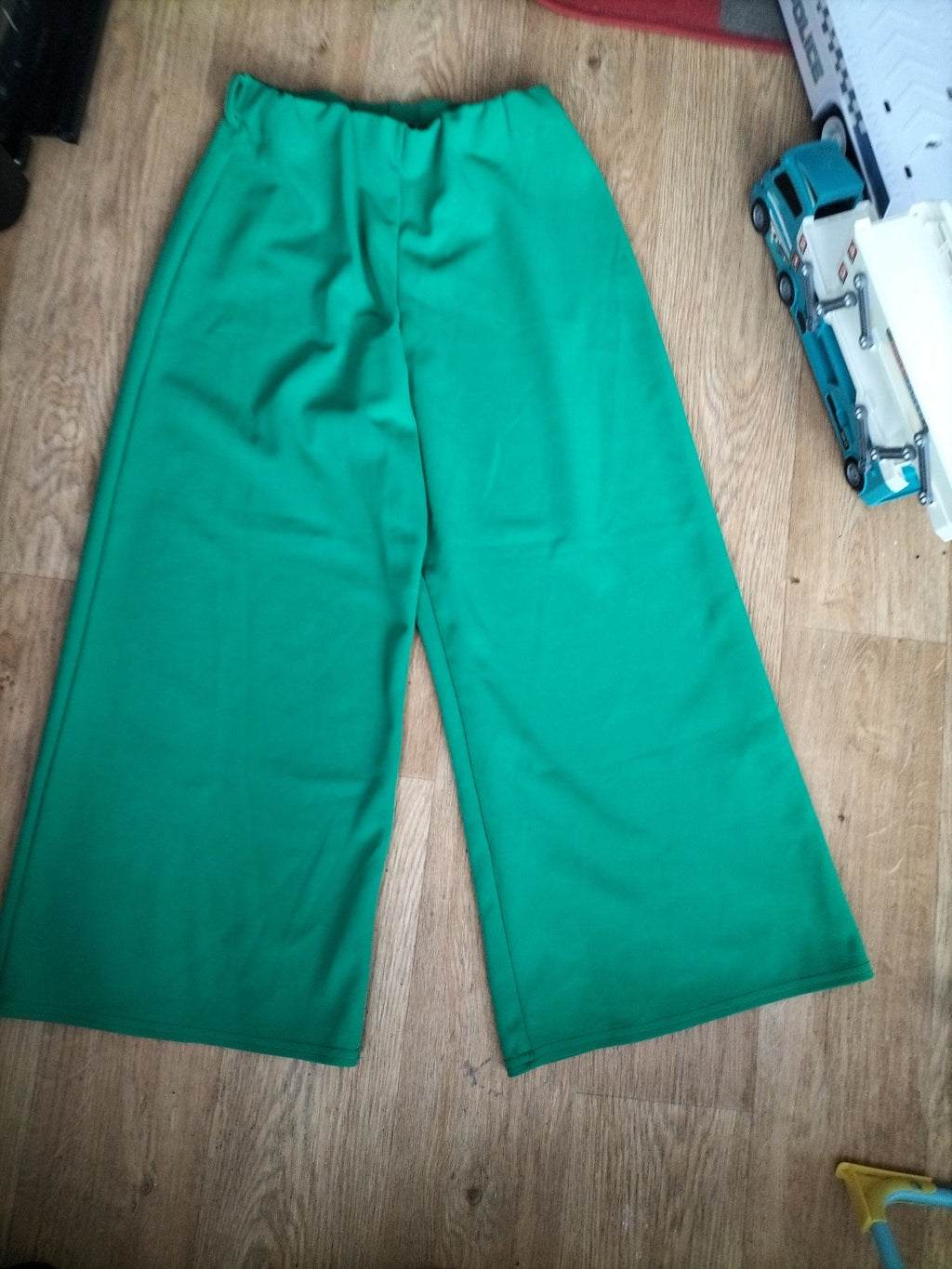 Ladies New Look Size 10 Green Elasticated Trousers