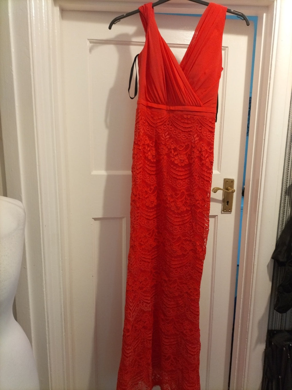 Ladies Little Mistress Size 6 Peach Lace Lined Sleeveless Special Occasion Dress