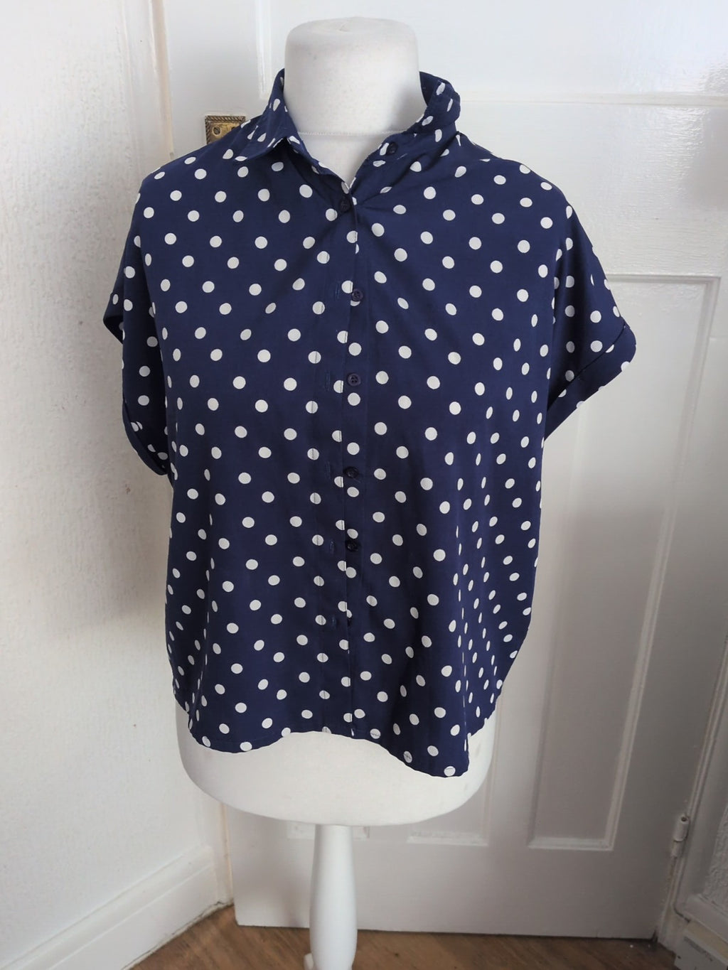 10 Navy With Blue And White Short Sleeve Blouse