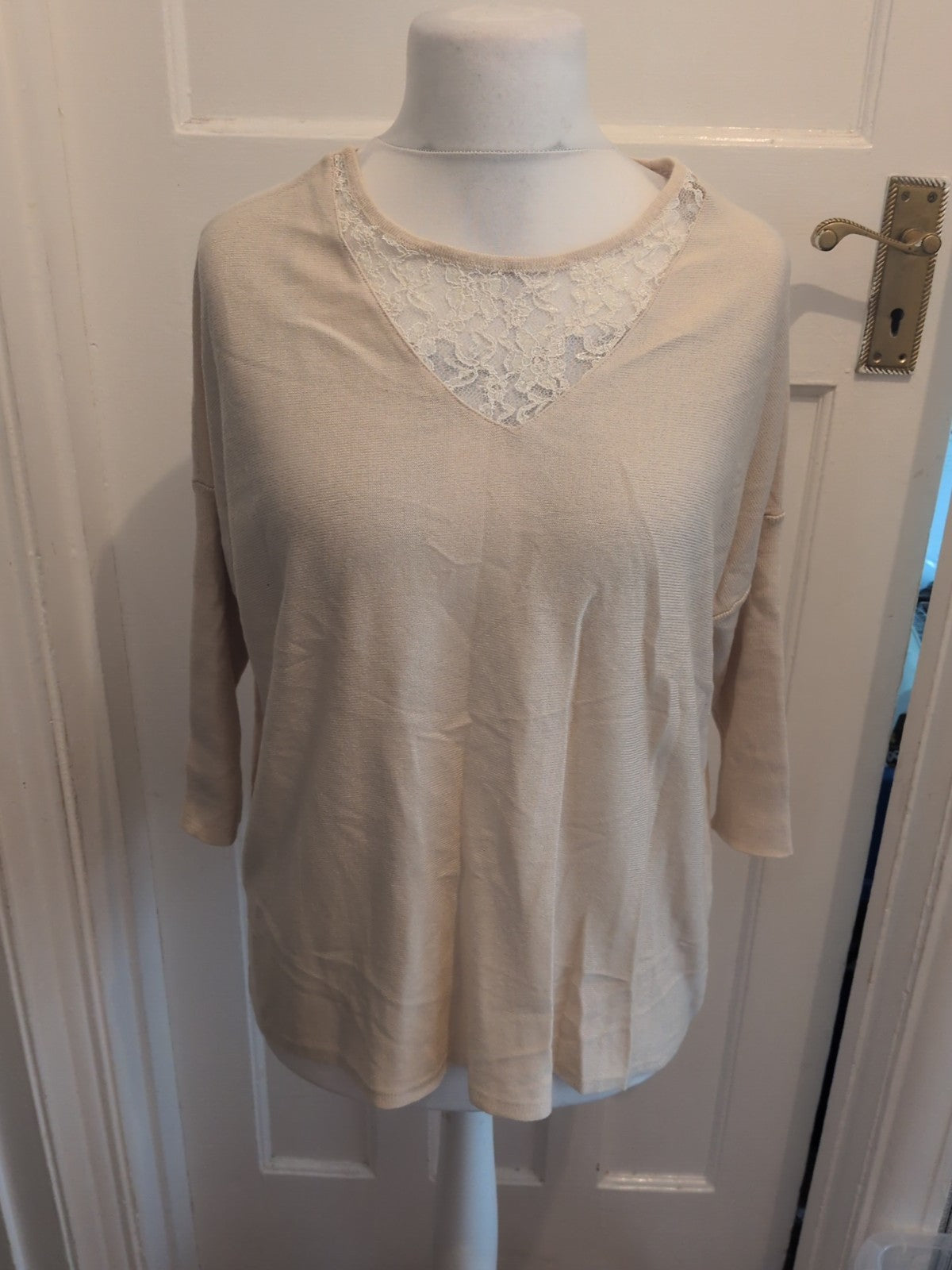 Artigiano Large Beige Frill Neck Half Sleeve Blouse