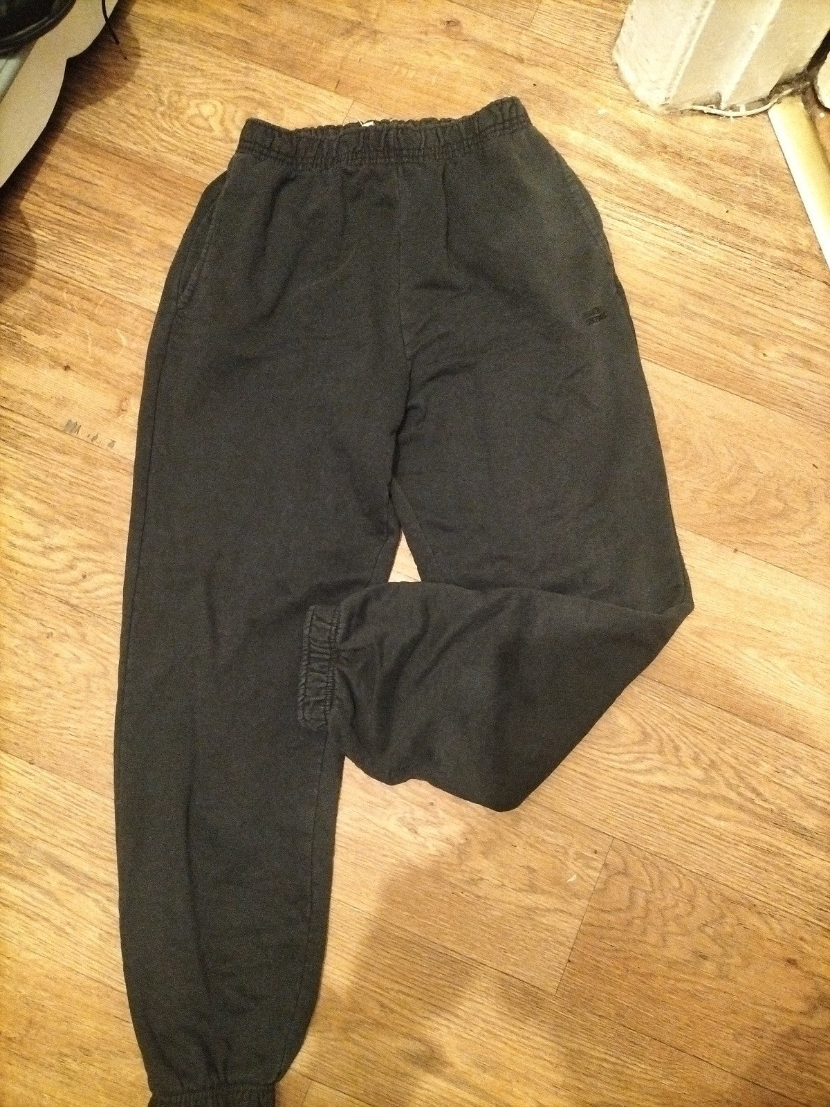 Boys Pull&Bear Size Small Black Joggers Bobbling