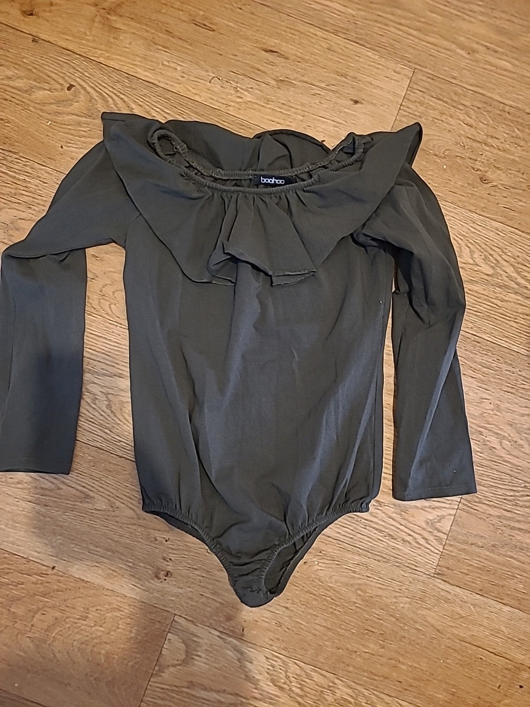 Ladies Boohoo Size 10 Dark Green Long Sleeved Bodysuit