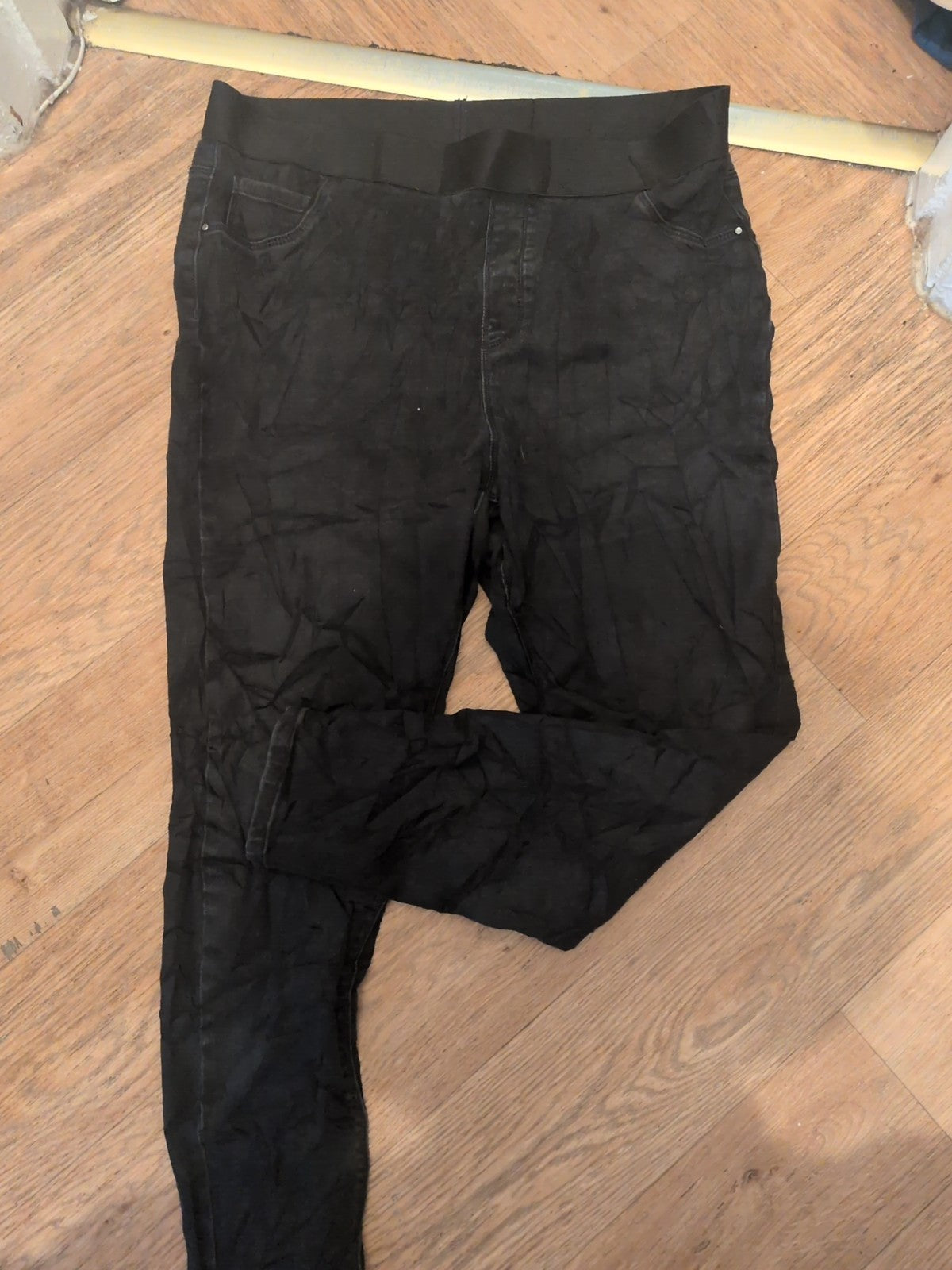 Next 20 Short Length Black Jegging