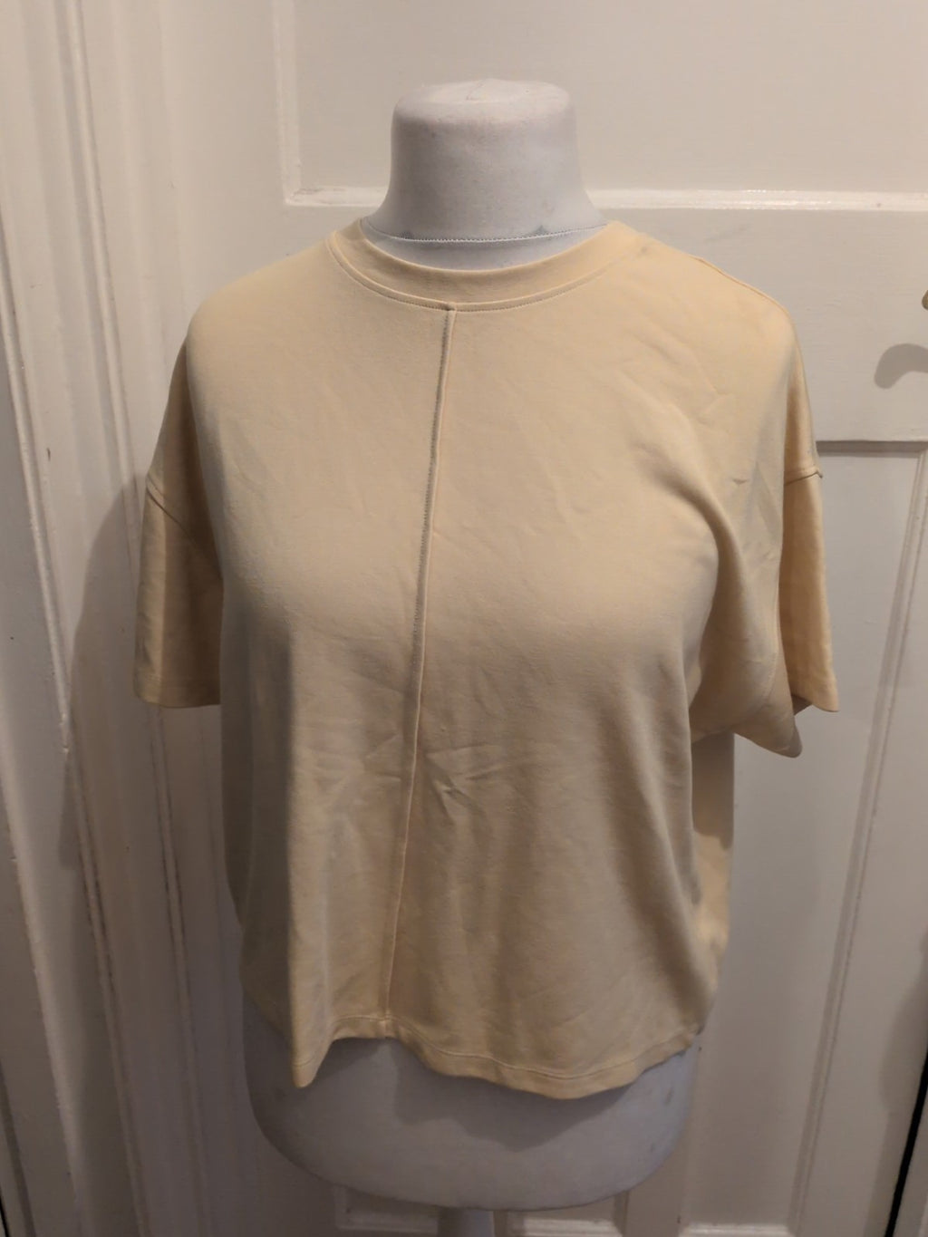Tu Woman 14 Pale Yellow Short Sleeve T-shirt