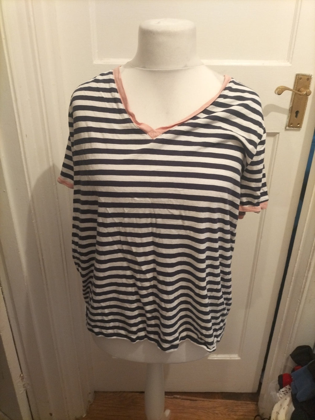 Ladies Tu Size 22 Navy Striped V Neck Short Sleeved Pyjama Top