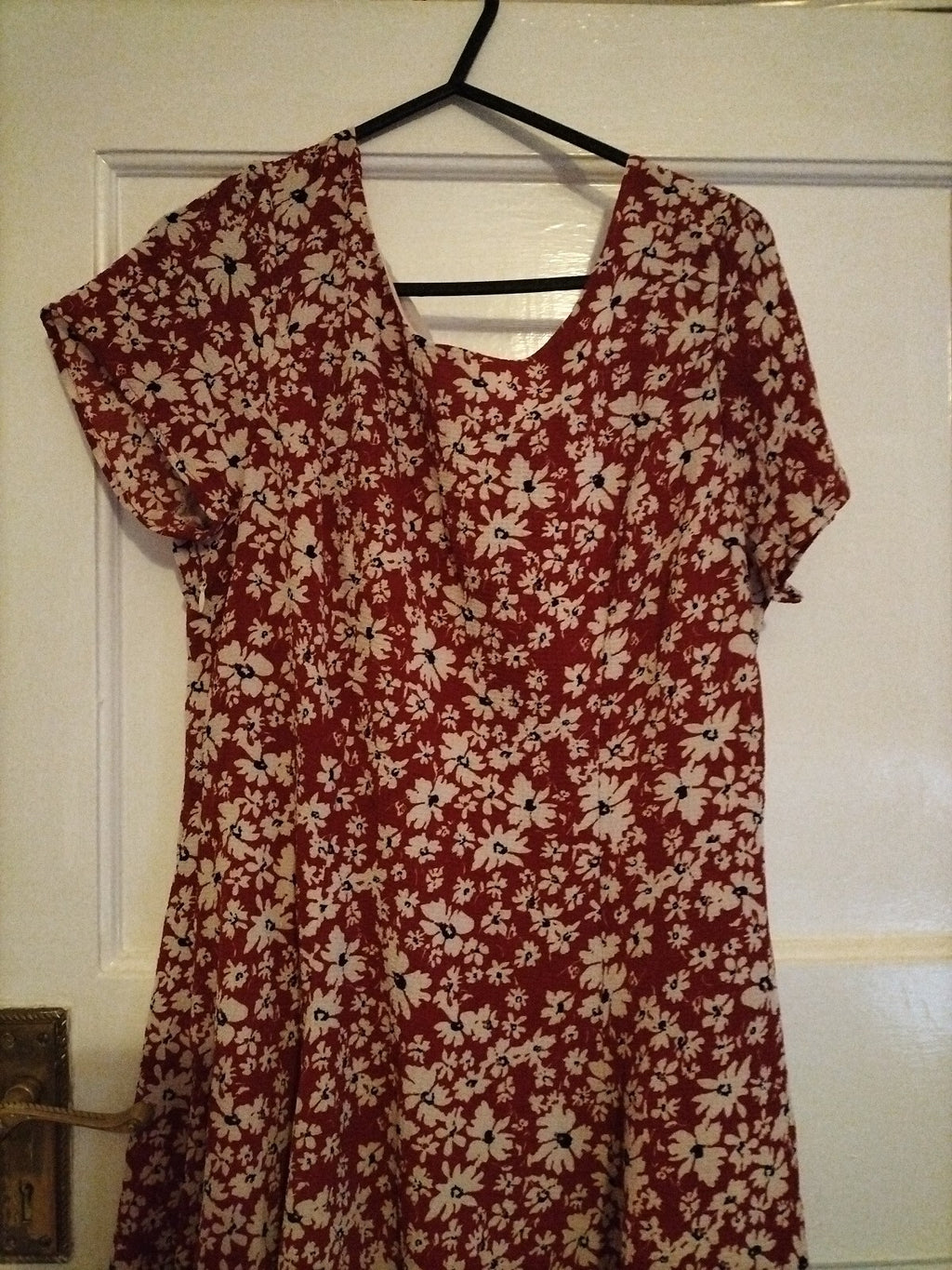 Ladies Sweewë Size Small Red/white Floral Sleeveless Dress
