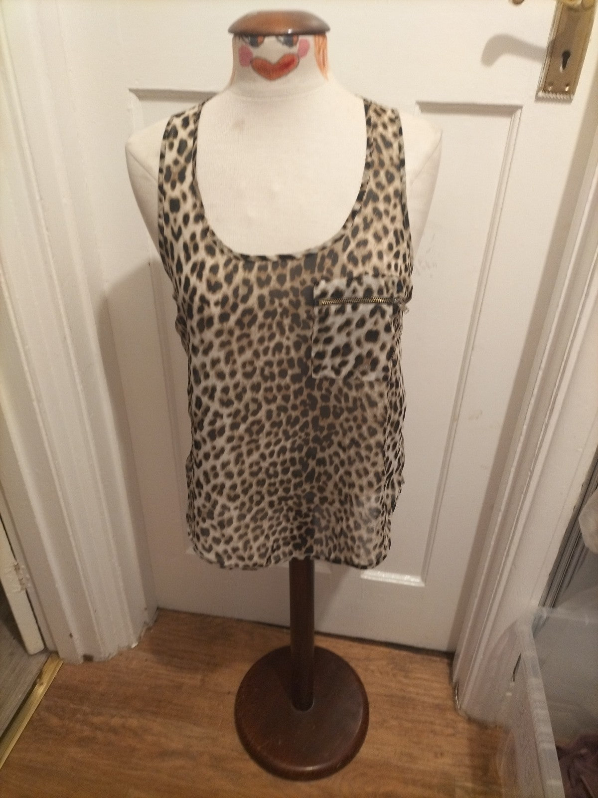 Ladies Topshop Size 10 Leopard Print Sleeveless Blouse