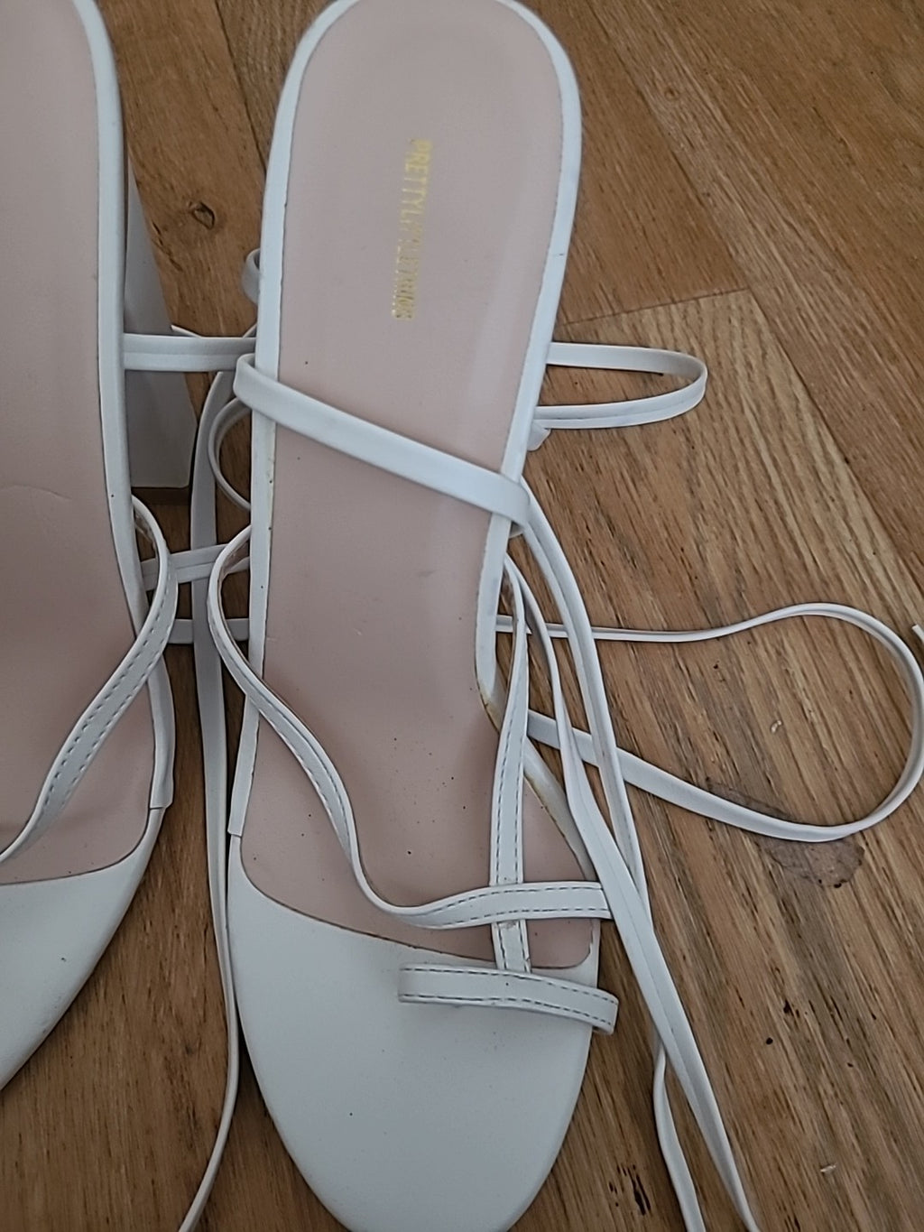 Ladies Prettylittlething Size Uk 6 White Wrap Tie Heels