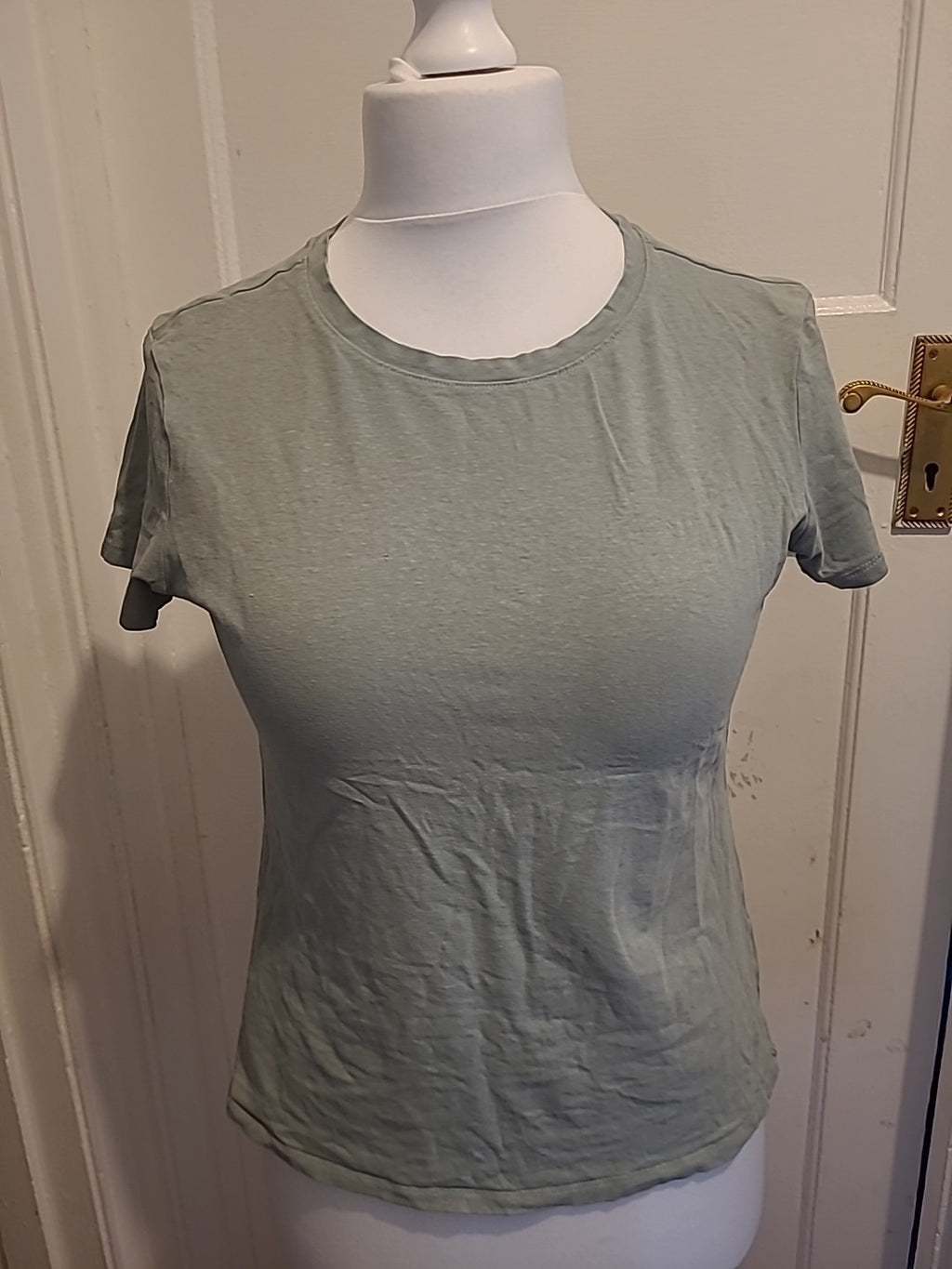 Ladies Primark Size 14-16 Sage Green Stretch Crew Tshirt