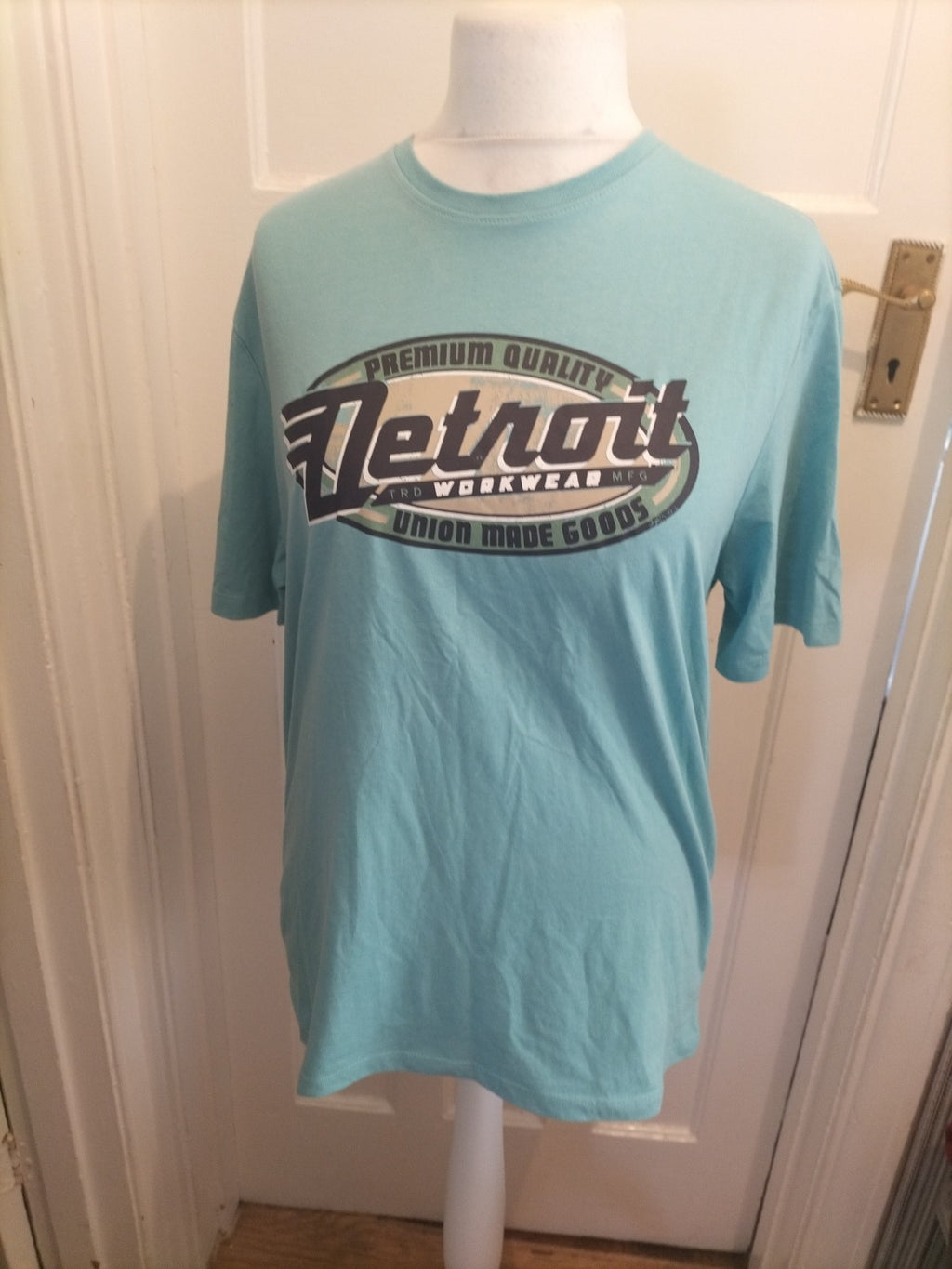 Mens Easy Size M Reg Fit Blue Detroit Tshirt