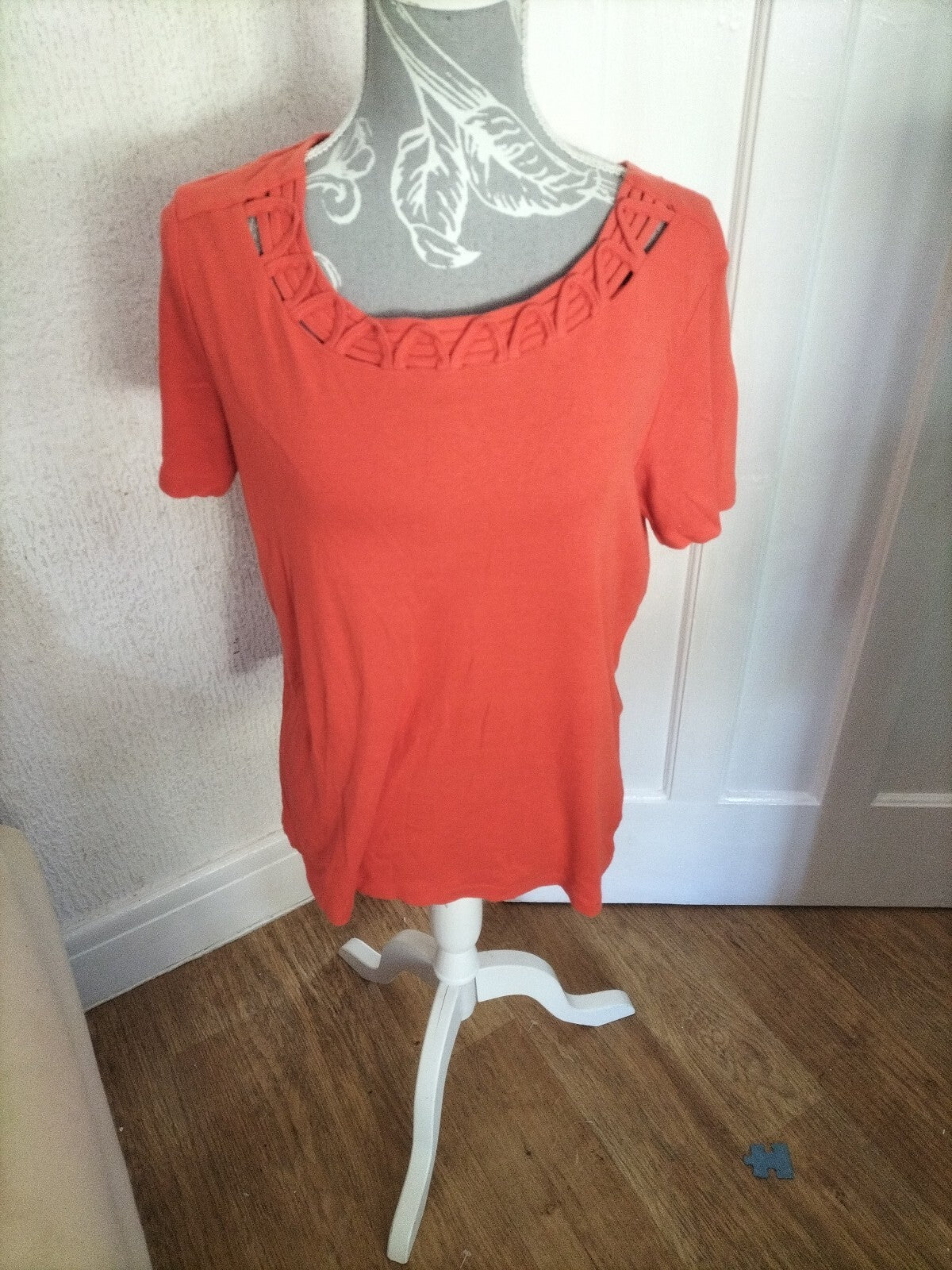 Ladies Size Medium Orange Short Sleeved Blouse