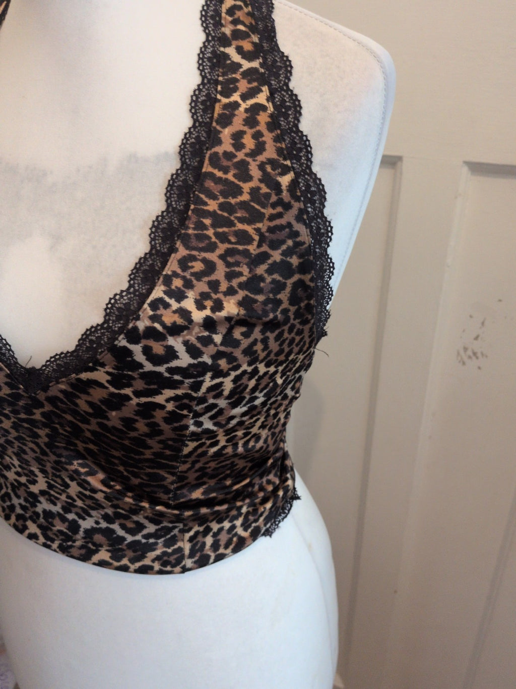 Ladies Kimchi Blue Small Leopard Print Pyjama Top