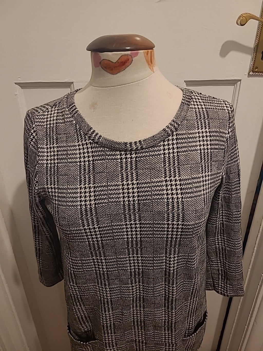 Ladies Tu Size 8 Grey Mix Check Mid Sleeved Round Neck Dress