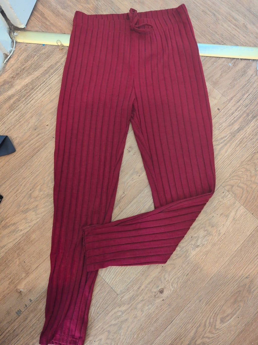 Shein Large Deep Red Leggings